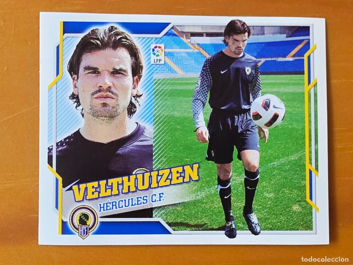Cromos de f&uacute;tbol: 2 B Velthuizen, H&eacute;rcules CF, Coloca, Panini Ediciones Liga Este 2010 2011 10 11