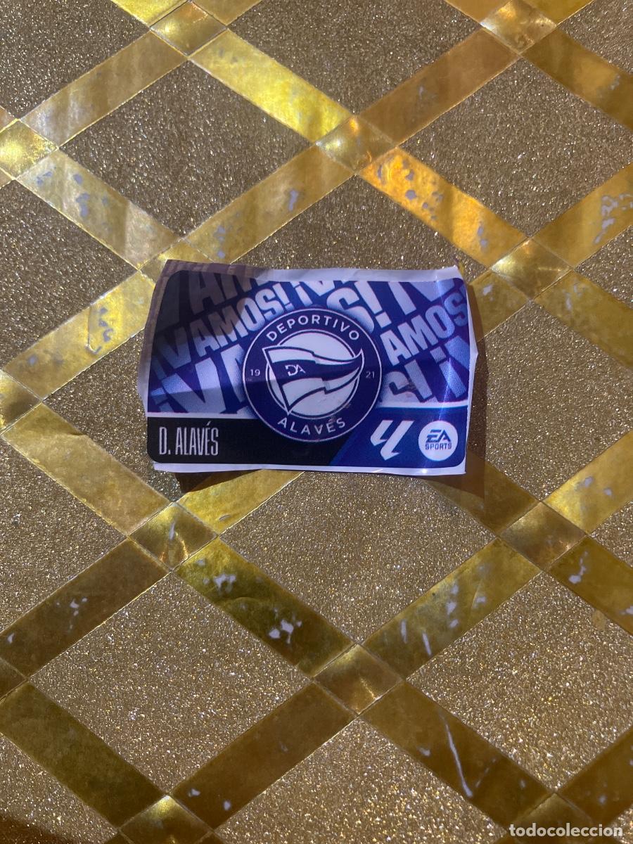 Cromos de f&uacute;tbol: CROMO DE FUTBOL ESCUDO ALAVES &iexcl;VAMOS ! CHICLE LIGA 2026 2027 PANINI !