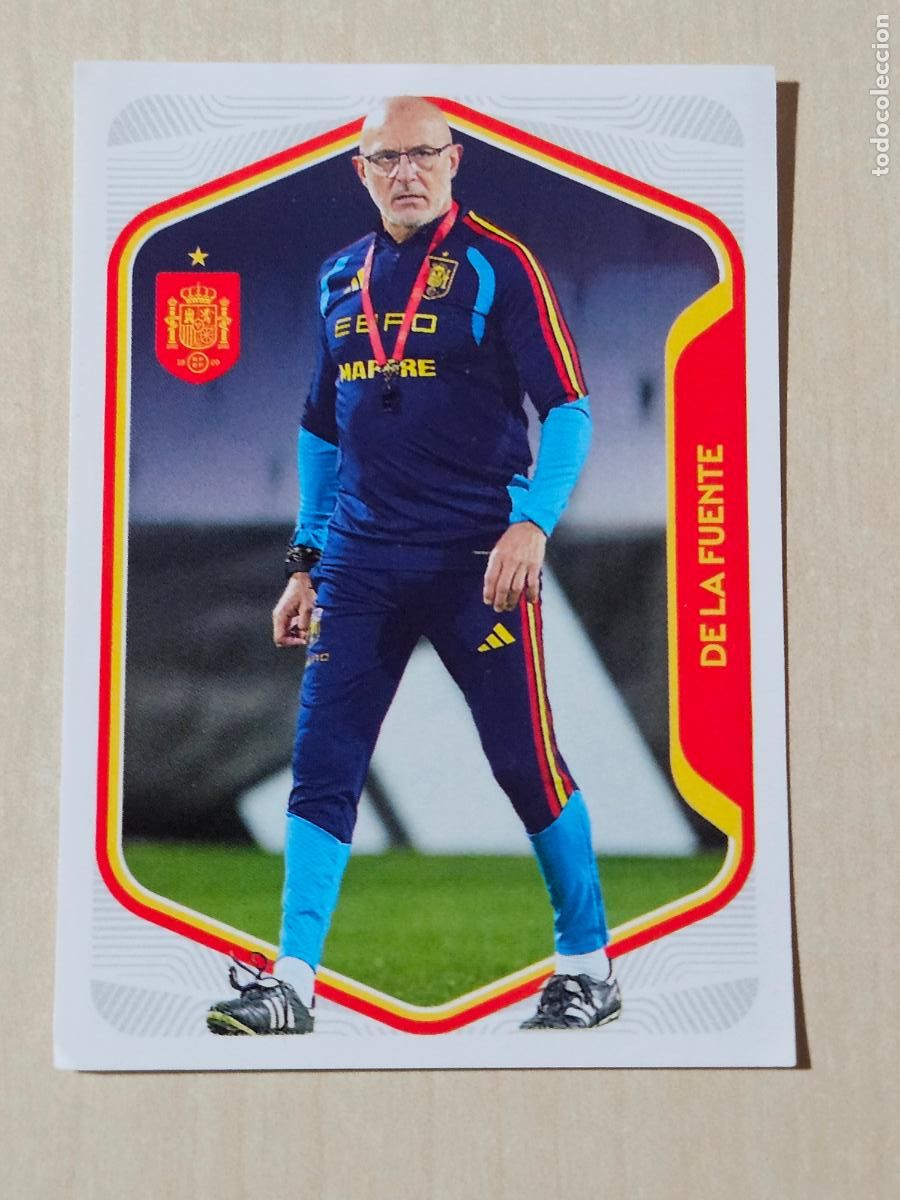 Cromos de f&uacute;tbol: # 8 DE LA FUENTE Selecci&oacute;n Espa&ntilde;a colecci&oacute;n Carrefour Mundial 2026