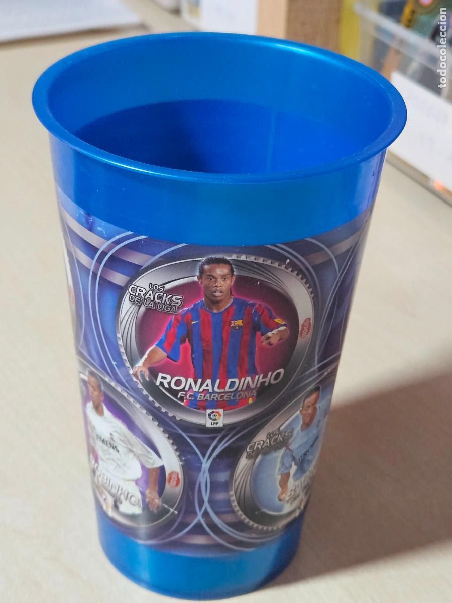 Cartes &agrave; collectionner de Football: CRACKS LIGA ESTE 06 07 2006 2007 - VASO NOCILLA . RONALDINHO VILLA