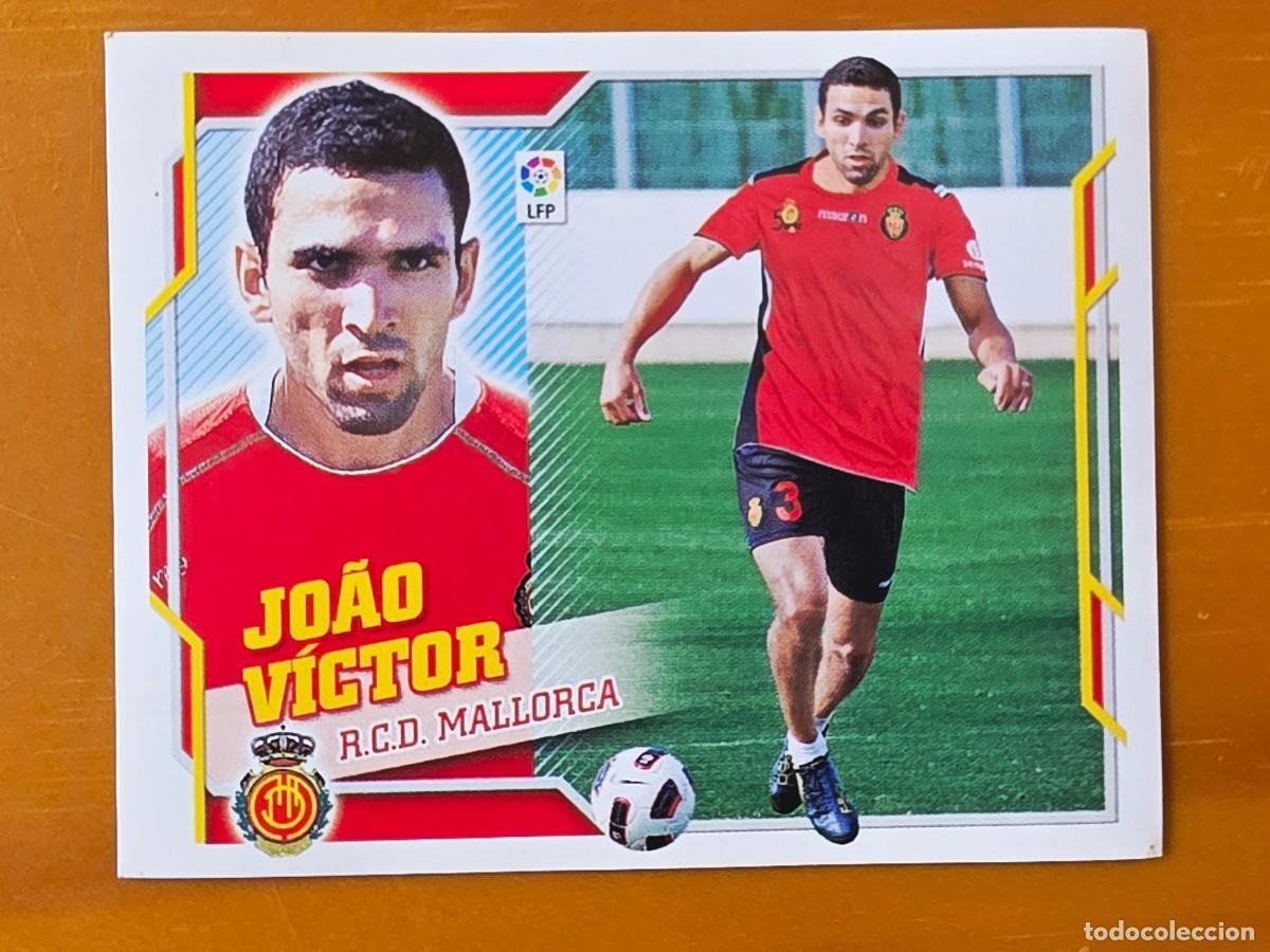 Football Stickers: 11 B Jo&atilde;o V&iacute;ctor, RCD Mallorca, Coloca, Panini Ediciones Liga Este 2010 2011 10 11