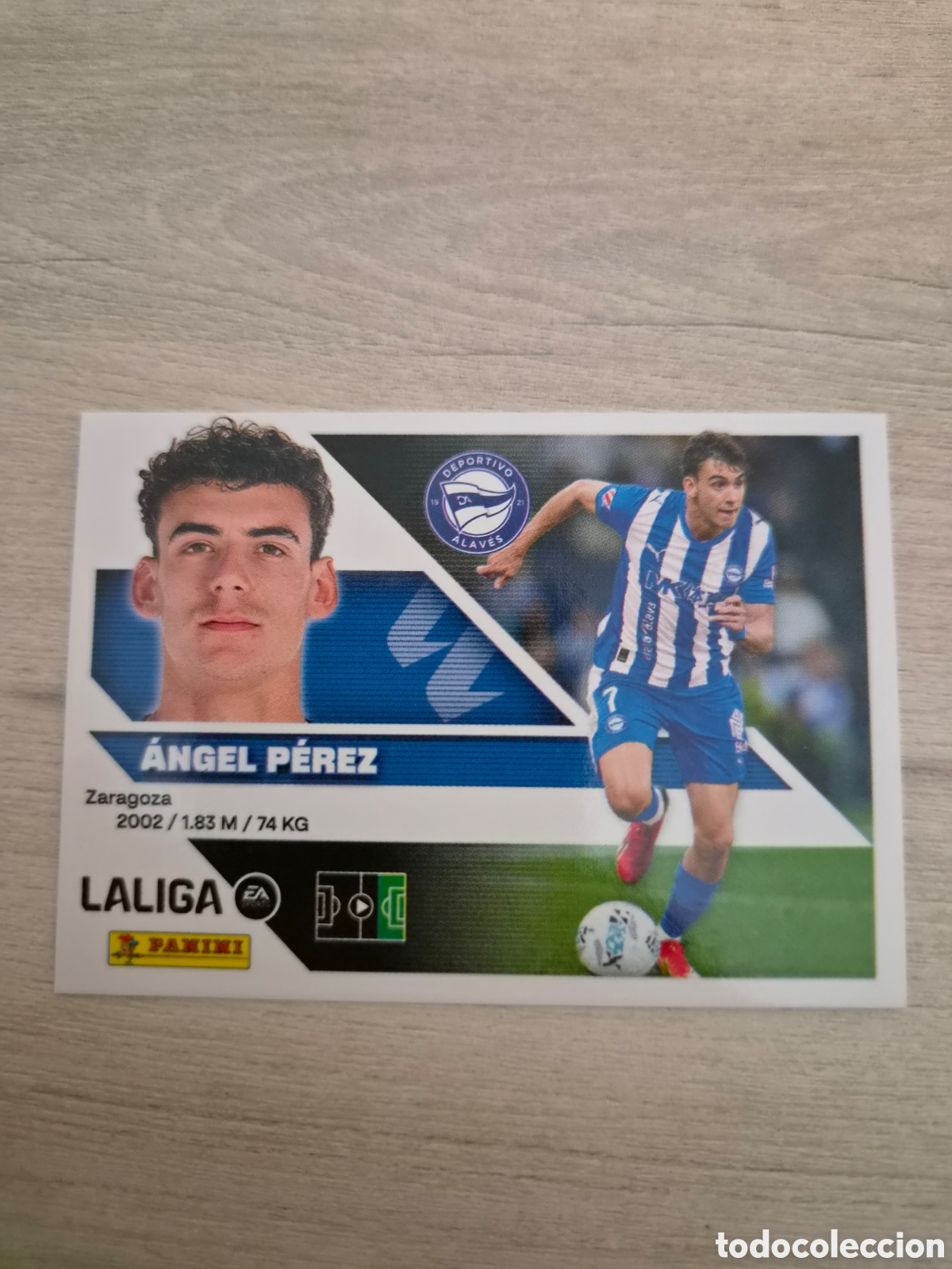 Football Stickers: N&deg;17 Alaves Angel P&eacute;rez Liga Este 26/27