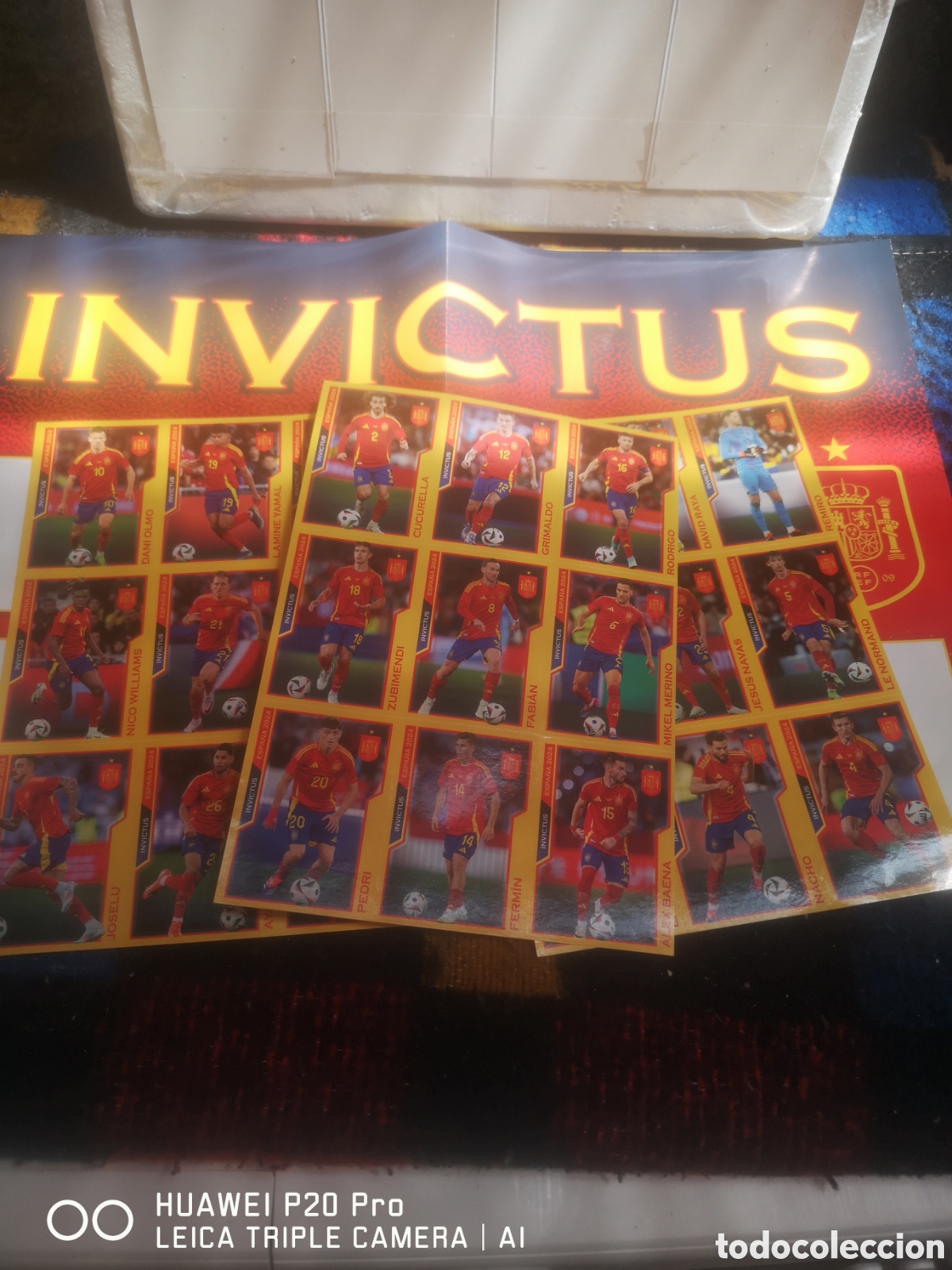 Football Stickers: P&Oacute;STER &Aacute;LBUM CON 27 CROMOS SERIE INVICTUS ESPA&Ntilde;A CAMPEONA EURO 2024 - LAMINE YAMAL