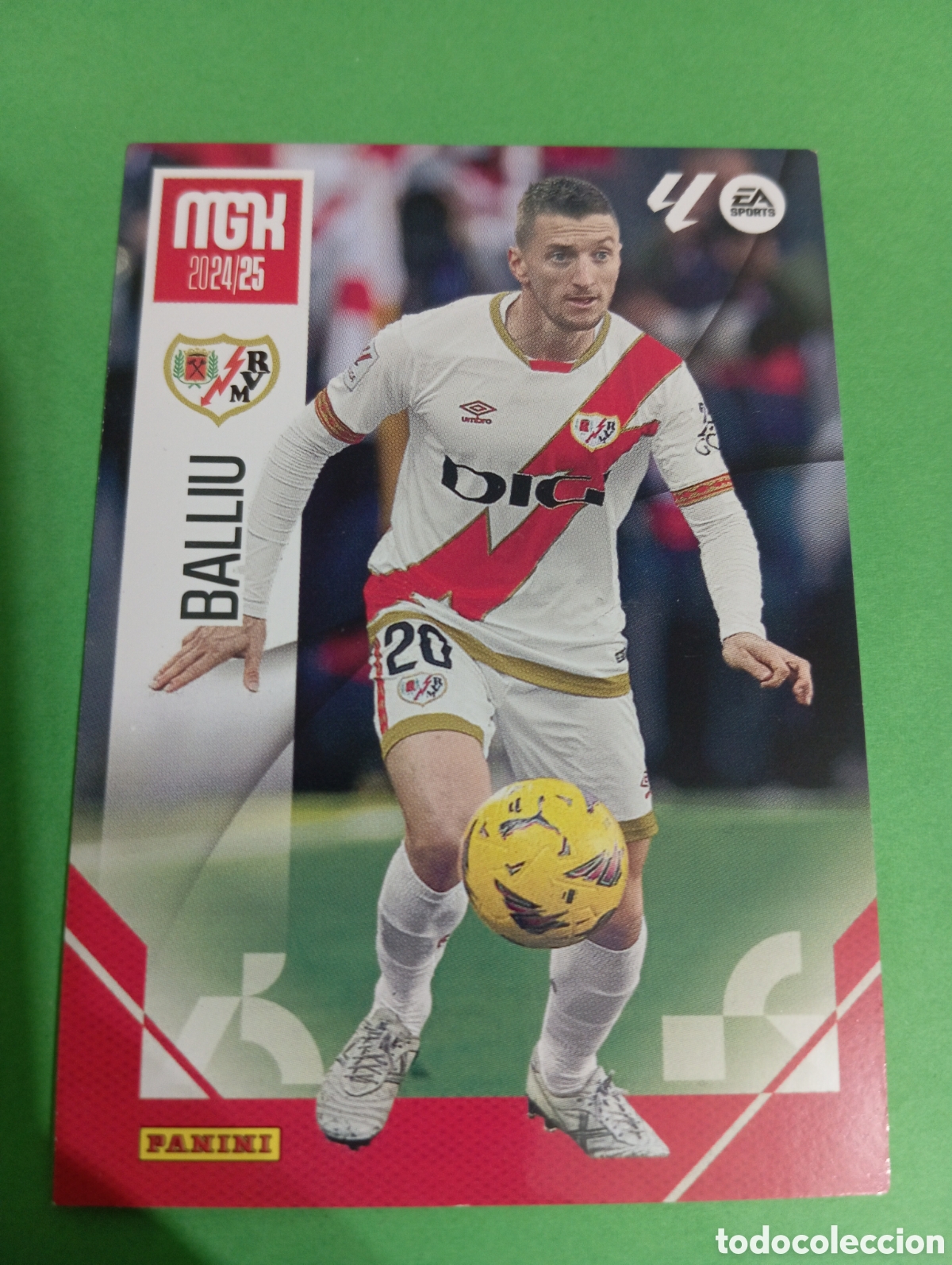 Cromos de Futebol: Balliu Rayo Vallecano n&deg;274 / PANINI MEGACRACKS 2024/2025