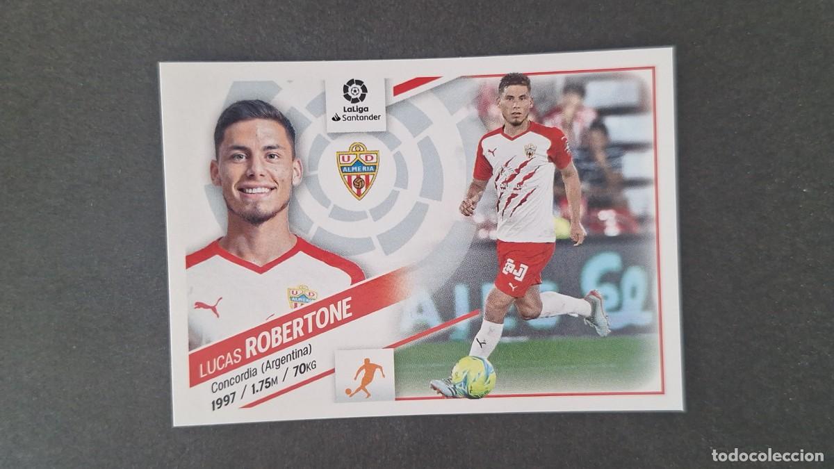 Figurine di Calcio: L1 ROBERTONE U. D. ALMERIA LIGA ESTE 2022 2023 22 23 NUNCA PEGADO SIN PEGAR