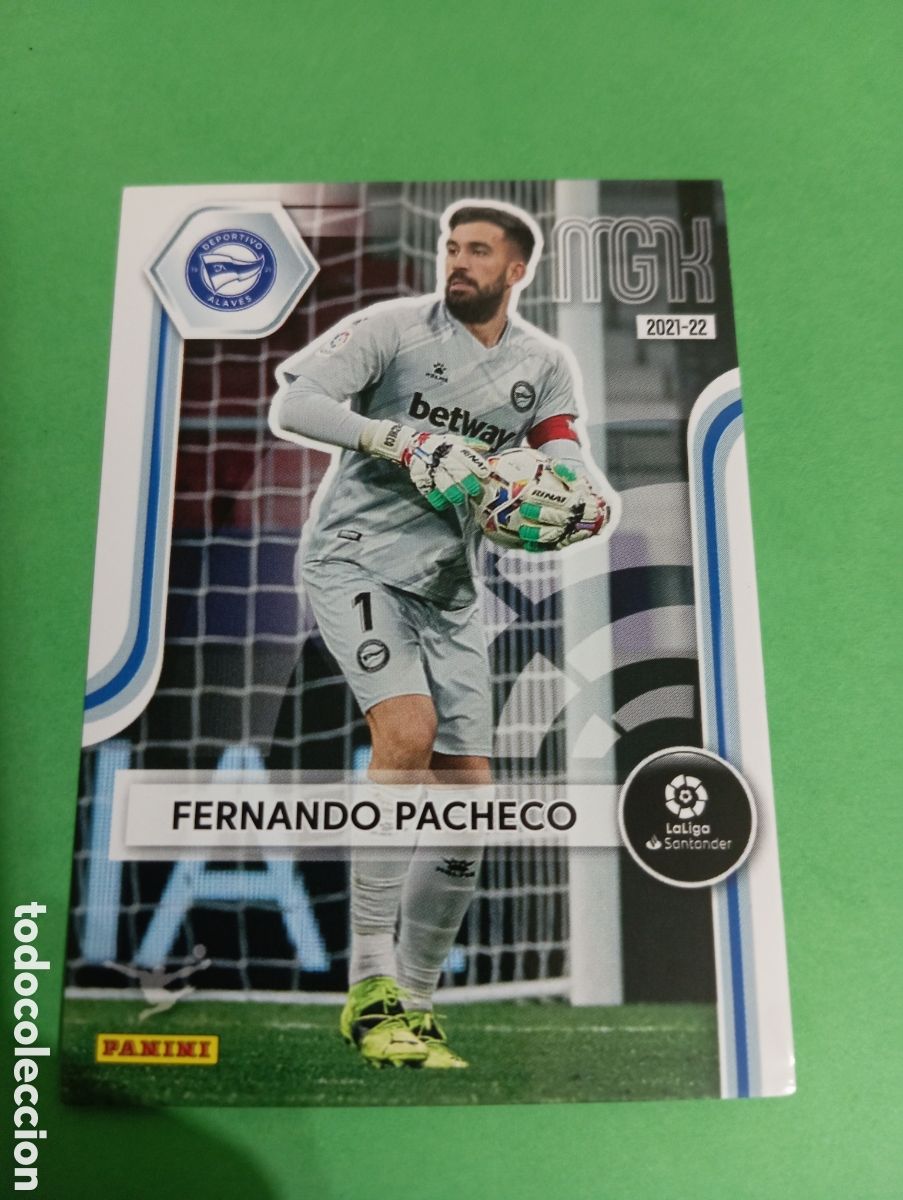 Figurine di Calcio: Fernando Pacheco Alav&eacute;s n&deg;2 / PANINI MEGACRACKS 2021/2022