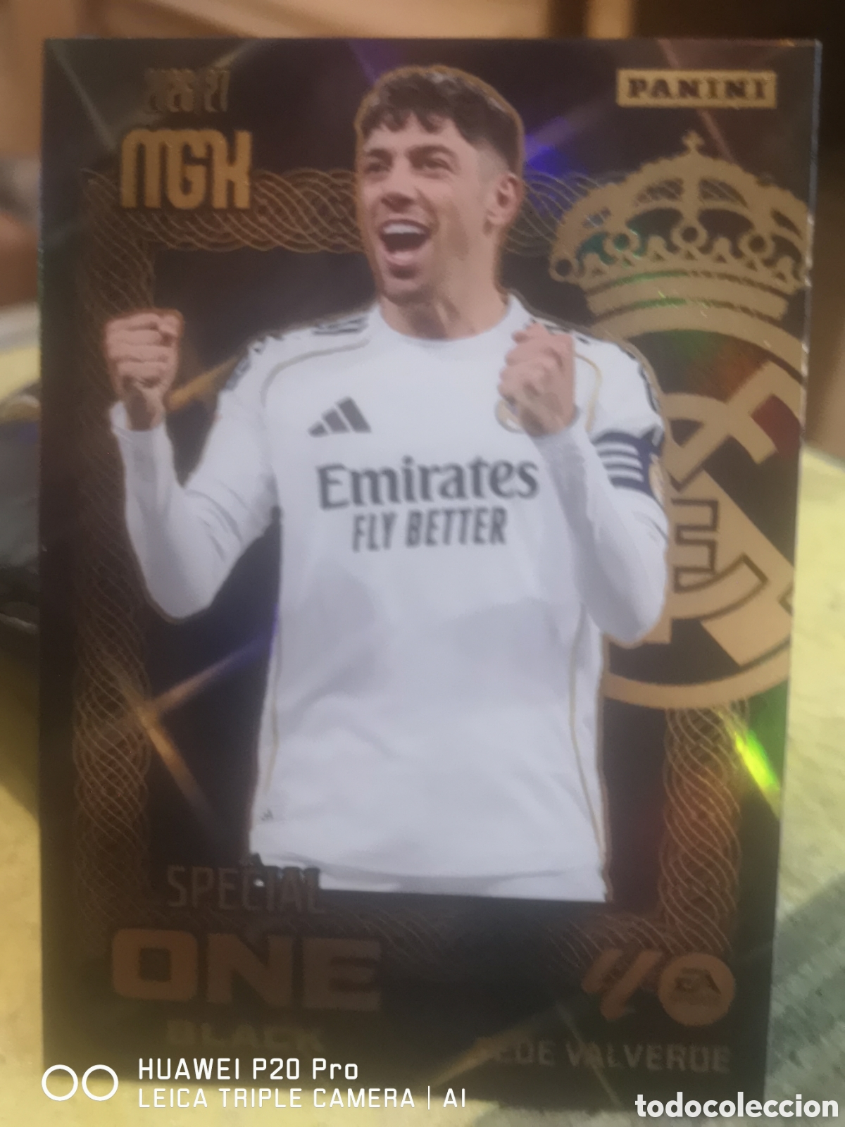 Football Stickers: MEGACRACKS 2026 27 SPECIAL ONE BLACK FEDE VALVERDE 8 - REAL MADRID