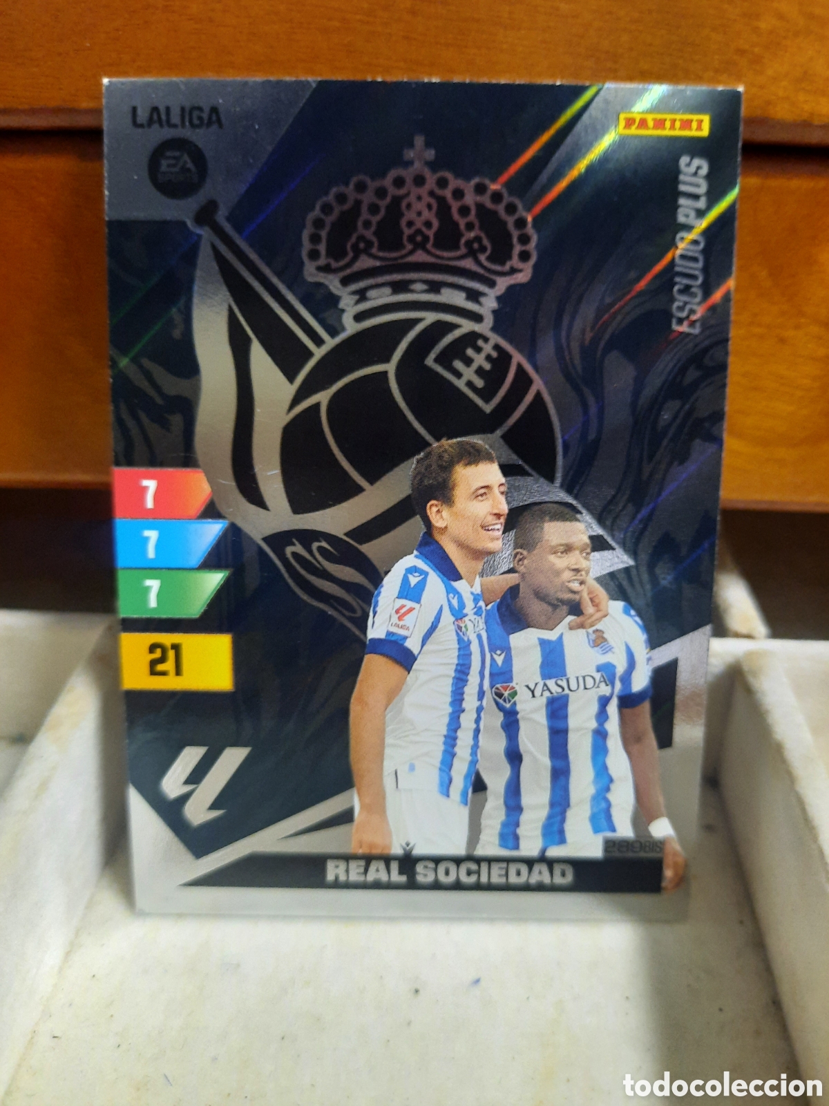 Cartes &agrave; collectionner de Football: ESCUDO PLUS Real Sociedad Adrenalyn XL 2023-24