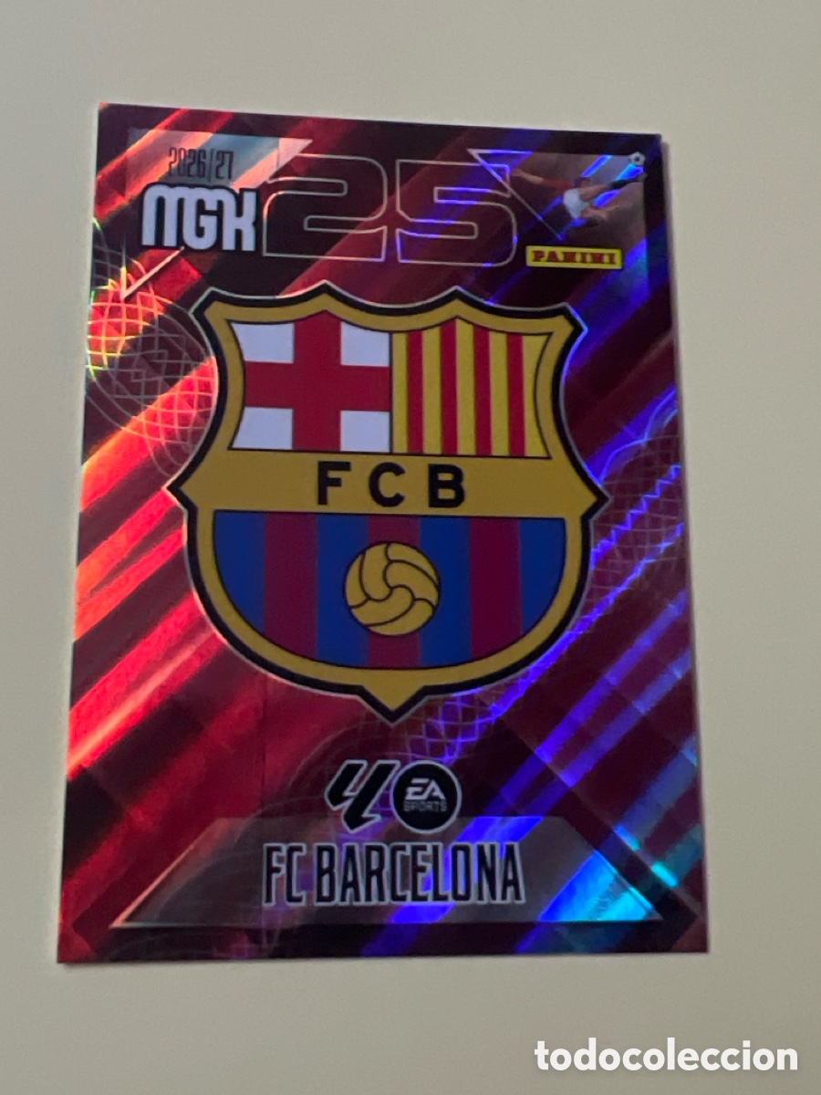 Cromos de f&uacute;tbol: C5554. CROMO - MGK 2026/27 - ESCUDO 73 FC- BARCELONA