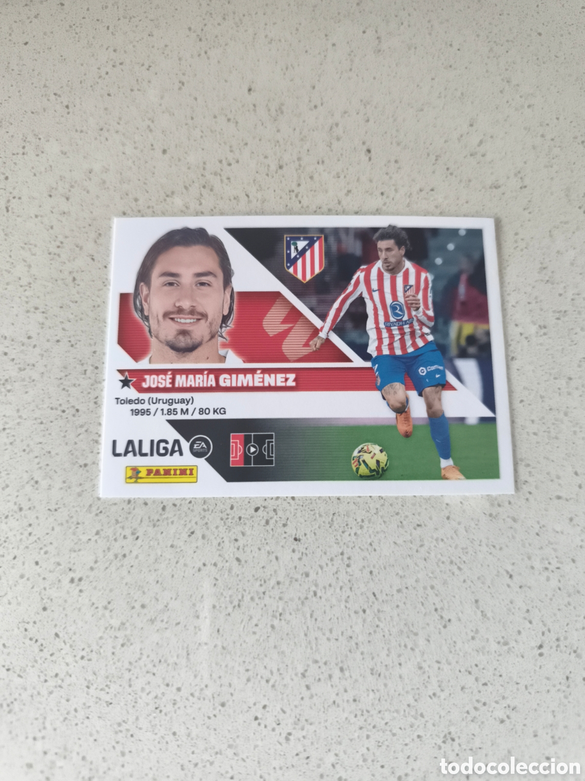 Cromos de f&uacute;tbol: CROMO NUMERO 8B GIM&Eacute;NEZ ATLETICO DE MADRID. LIGA ESTE 26/27. PANINI.