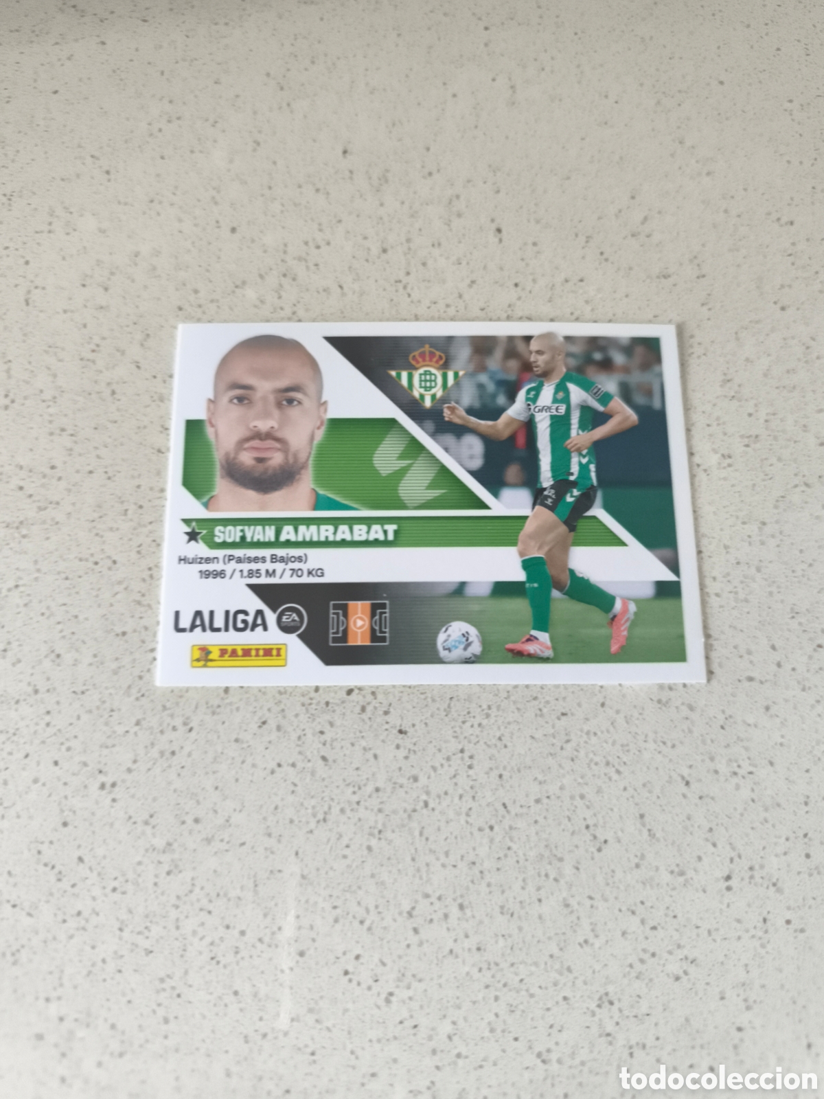 Cartes &agrave; collectionner de Football: CROMO NUMERO 11 AMRABAT REAL BETIS. LIGA ESTE 26/27. PANINI.