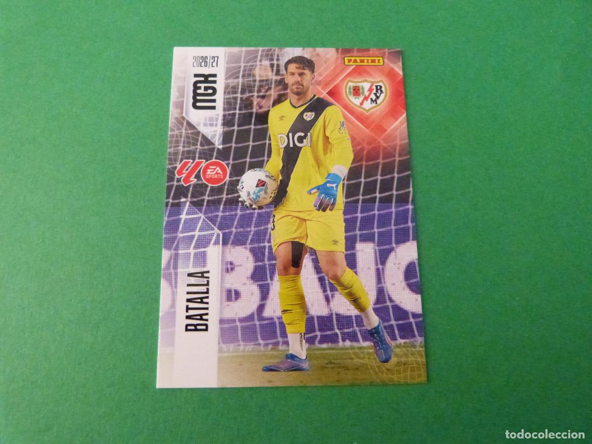 Football Stickers: TRADING CARD FUTBOL BATALLA RAYO VALLECANO N&ordm; 290 LIGA MEGACRACKS 2026-2027/26-27 PANINI