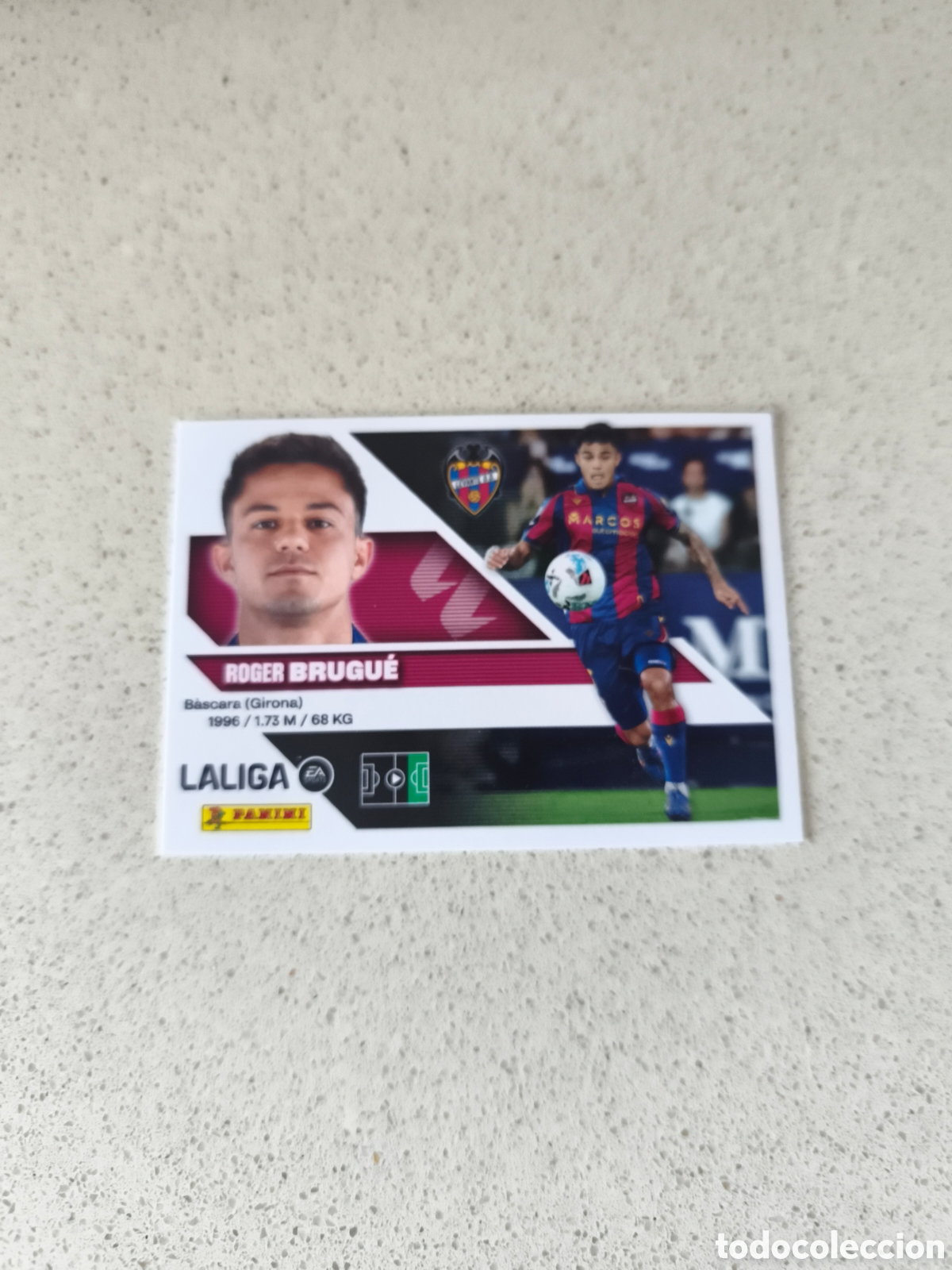 Fu&szlig;ball-Sticker: CROMO N&Uacute;MERO 17 BRUGUE LEVANTE. LIGA ESTE 26/27. PANINI.