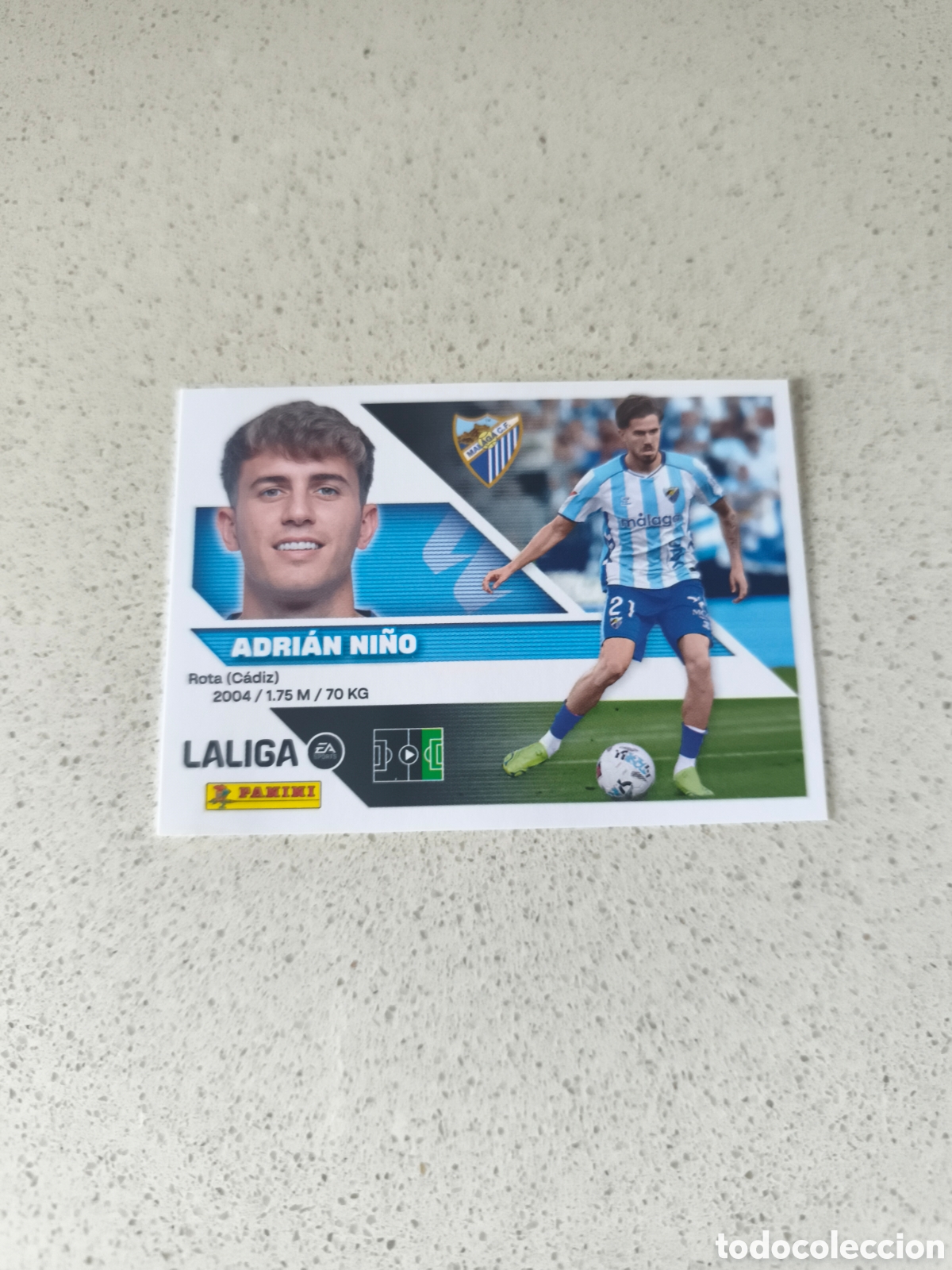 Cromos de f&uacute;tbol: CROMO N&Uacute;MERO 18 ADRIAN NI&Ntilde;O MALAGA. LIGA ESTE 26/27. PANINI.