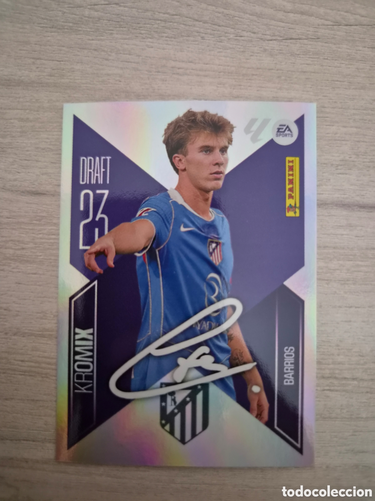 Fu&szlig;ball-Sticker: N&deg;K3 Kromix Draft Barrios Liga Este 26/27