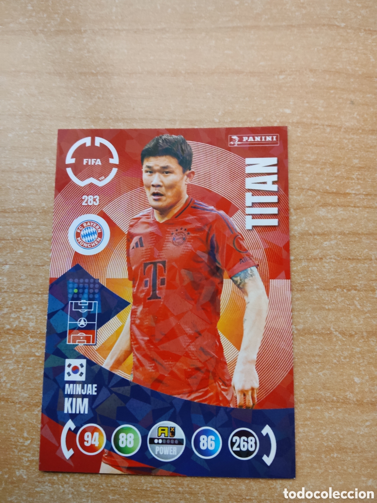 Cromos de Futebol: 283 MINJAE KIM TITAN BAYERN MUNICH MUNDIAL DE CLUBES ADRENALYN 2025