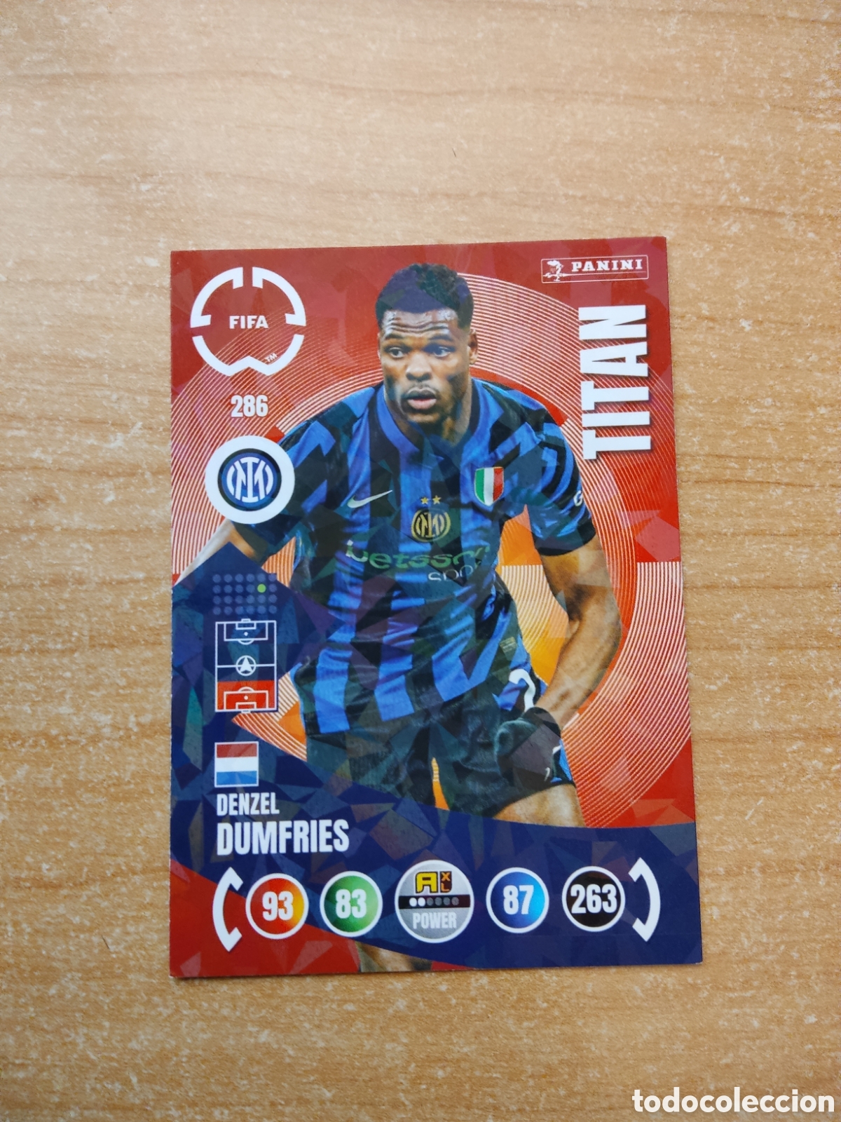 Cromos de Futebol: 286 DUMFRIES TITAN INTER MILAN MUNDIAL DE CLUBES ADRENALYN 2025