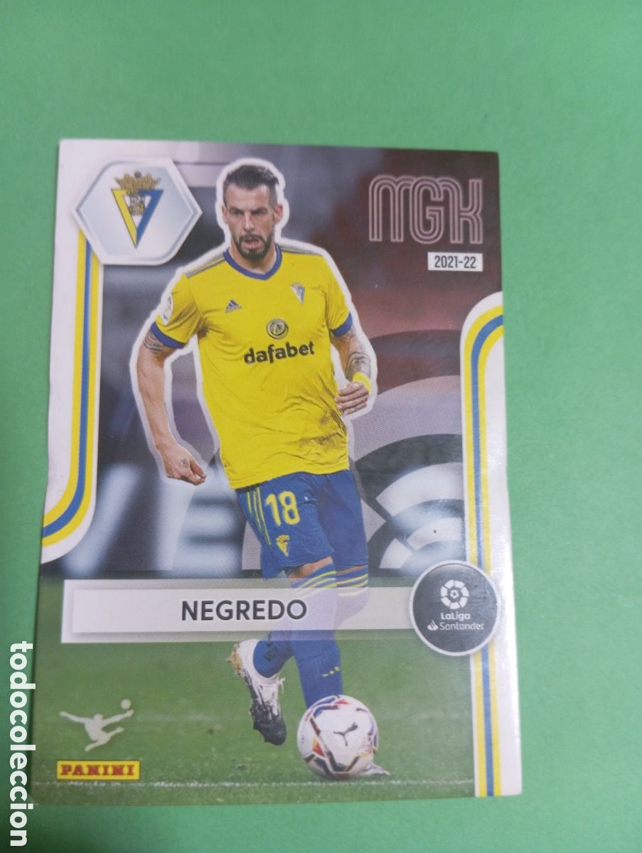 Cartes &agrave; collectionner de Football: Negredo C&aacute;diz n&deg;107 / PANINI MEGACRACKS 2021/2022