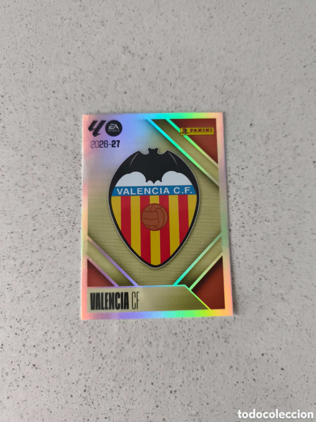 Cartes &agrave; collectionner de Football: CROMO NUMERO 1 ESCUDO VALENCIA. LIGA ESTE 26/27. PANINI.