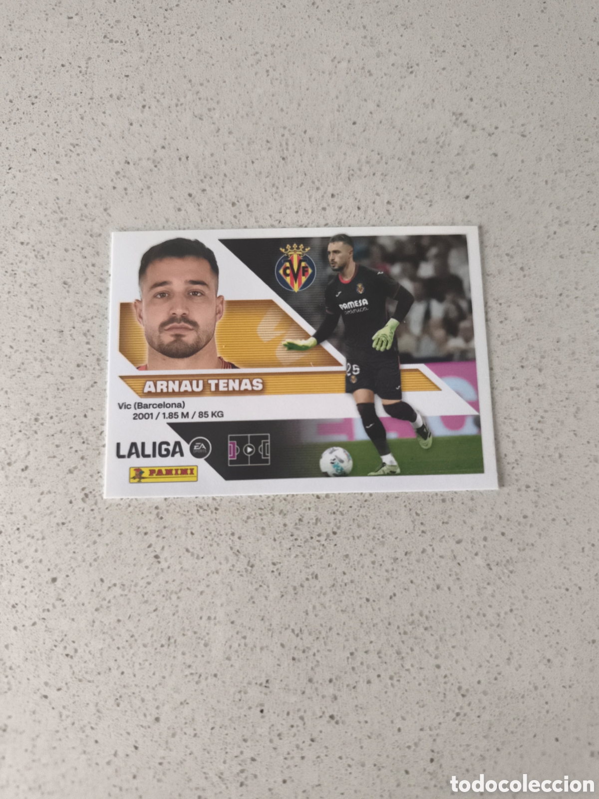 Cromos de f&uacute;tbol: CROMO NUMERO 4 ARNAU TENAS VILLARREAL. LIGA ESTE 26/27. PANINI.
