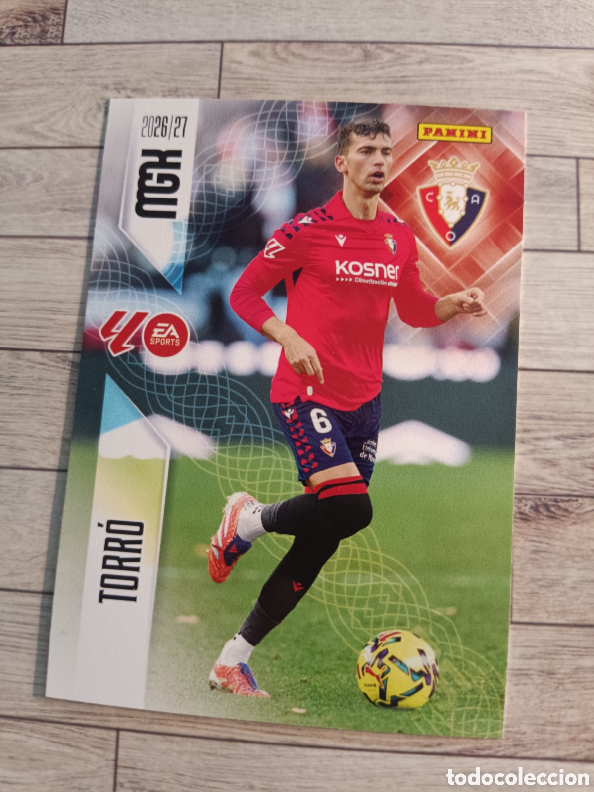 Football Stickers: 262 TORRO OSASUNA MEGACRACKS MGK 26 27 PANINI 2026 2027