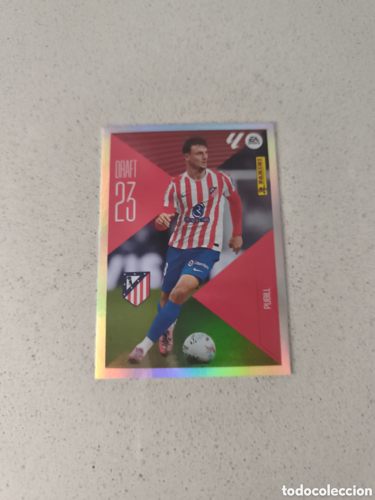Fu&szlig;ball-Sticker: CROMO NUMERO 19 PUBILL ATLETICO DE MADRID DRAFT 23. LIGA 26/27. PANINI.