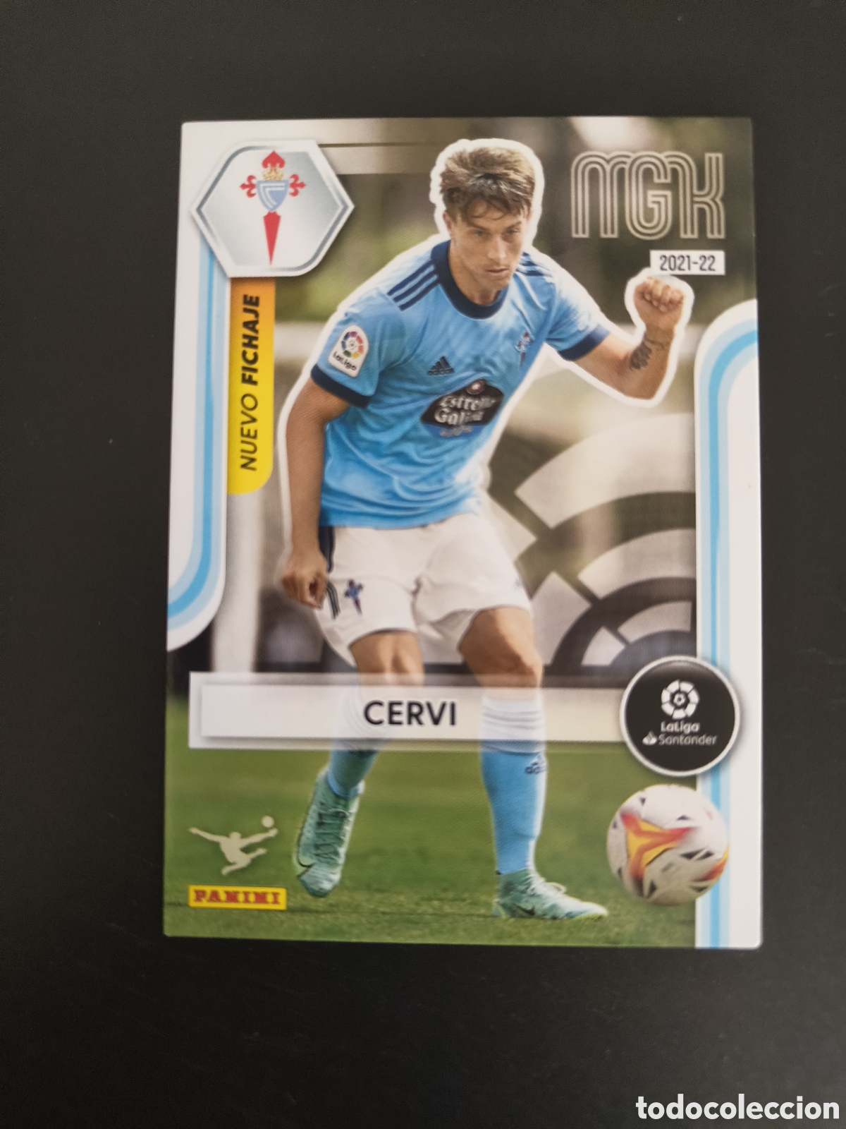 Football Stickers: Megacracks 2021/22 460 Cervi Celta Nuevo Fichaje