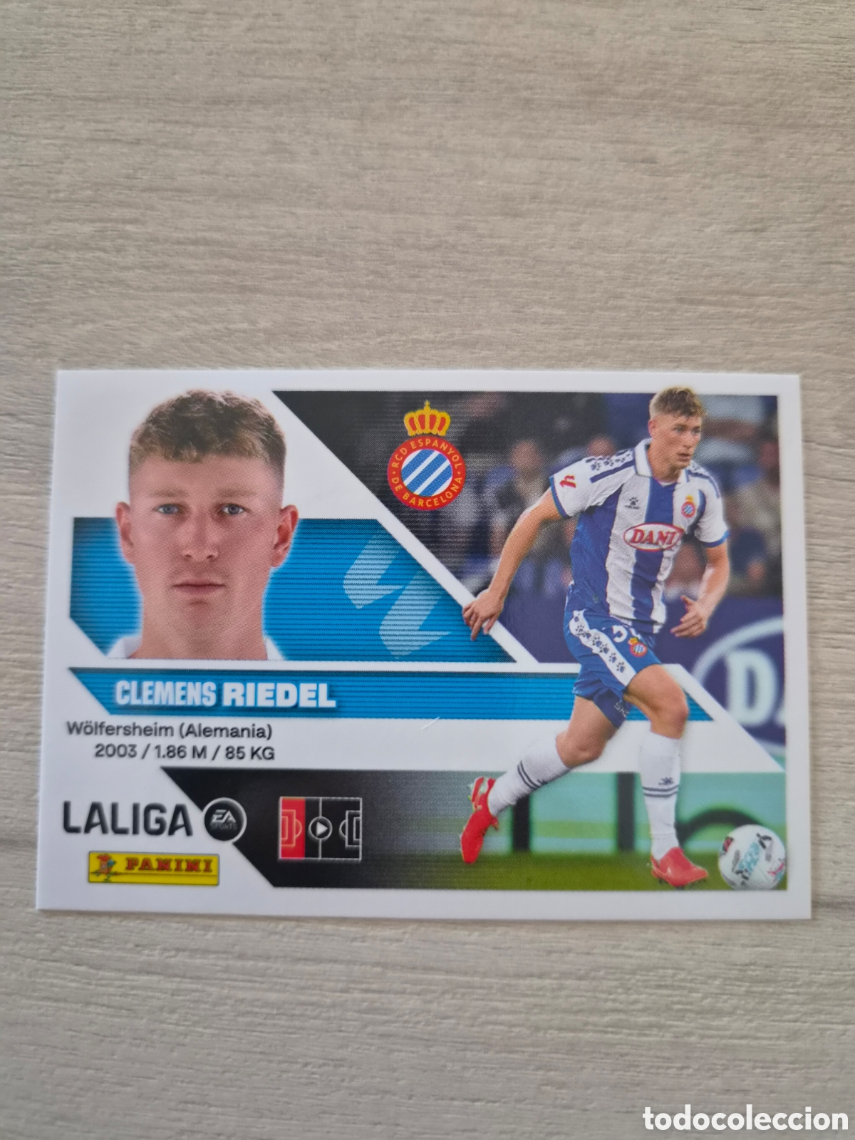 Cromos de f&uacute;tbol: N&deg;7 Espanyol Riedel Liga Este 26/27