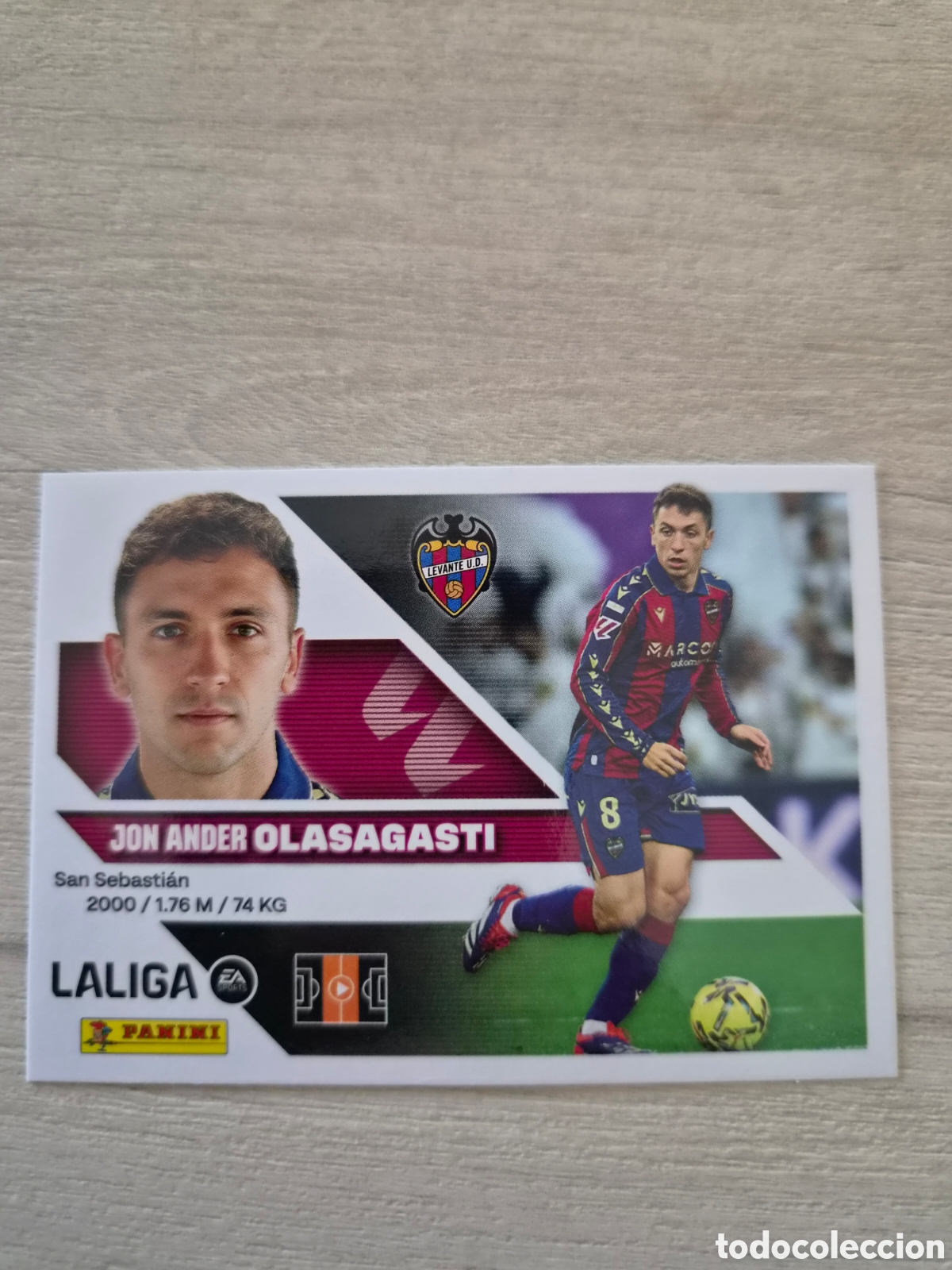 Cromos de Futebol: N&deg;12 Levante Olasagasti Liga Este 26/27
