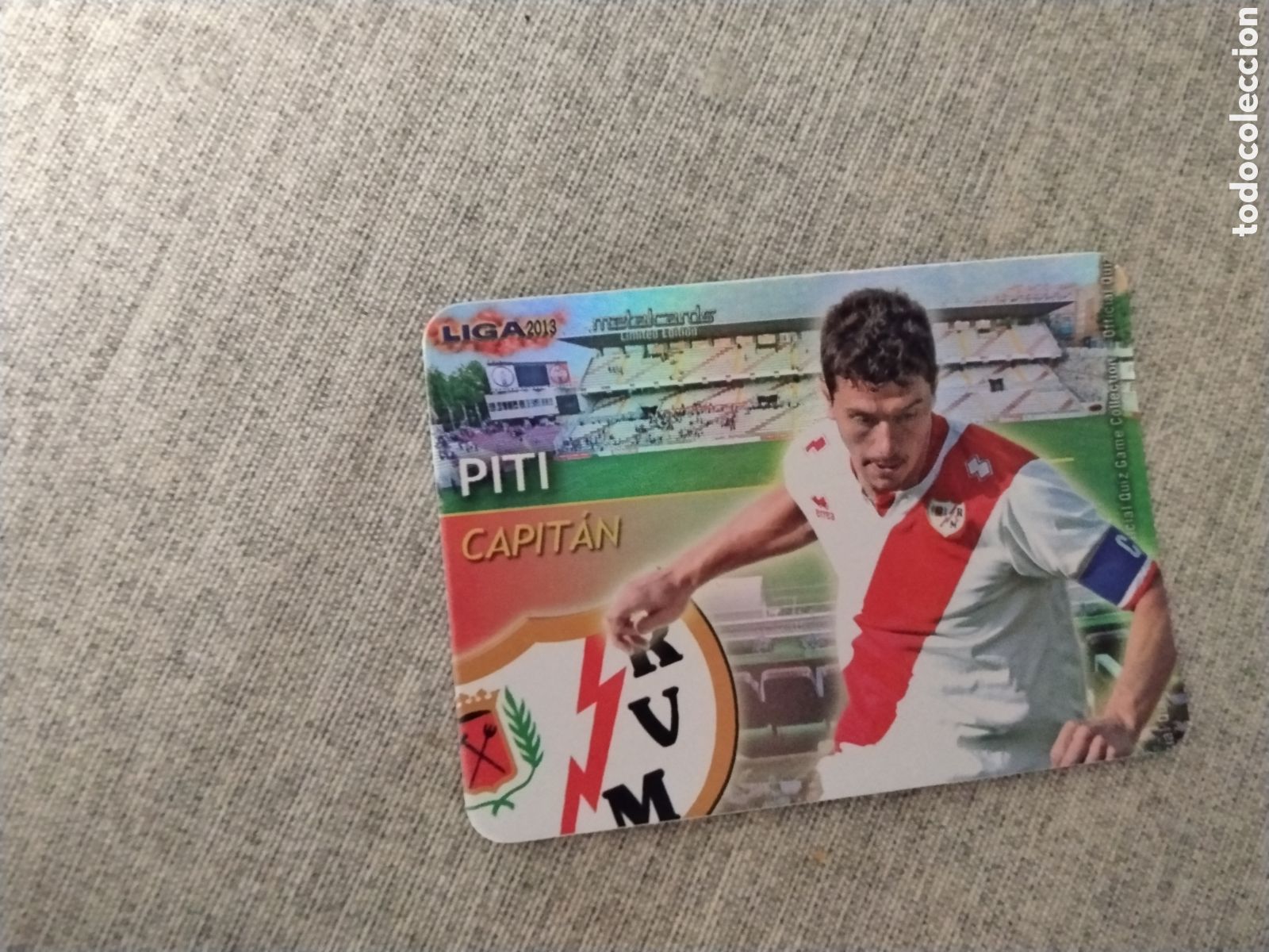 Football Stickers: MUNDICROMO QUIZ GAME LIGA 2013 - METALCARD CAPITAN PITI - RAYO VALLECANO (BRILLO LISO)