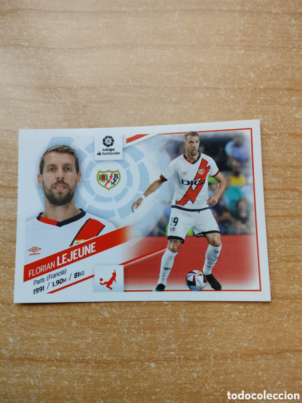 Cartes &agrave; collectionner de Football: 9 FLORIAN LEJEUNE RAYO VALLECANO LIGA ESTE 2022 2023