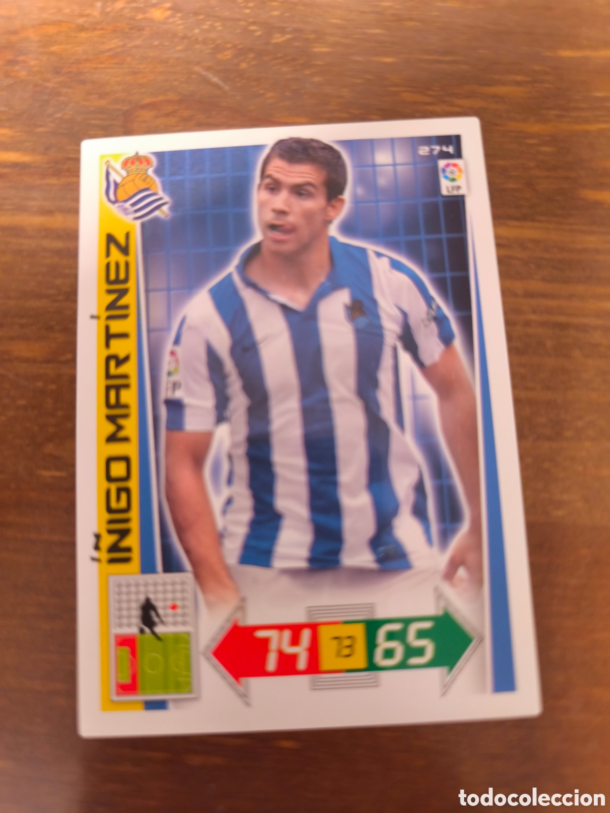 Football Stickers: &Iacute;&ntilde;igo Mart&iacute;nez sociedad adrenalyn 12/13