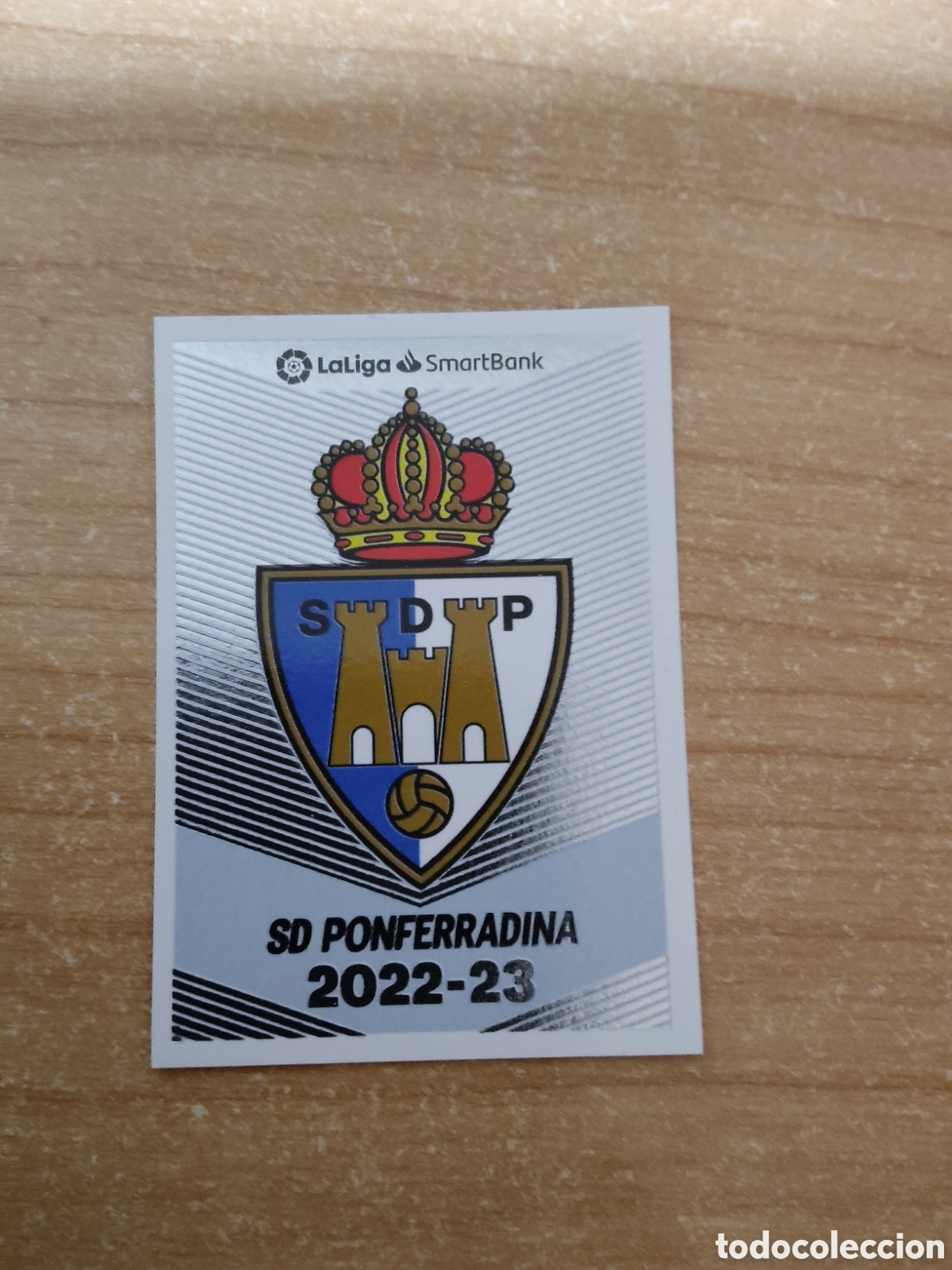 Fu&szlig;ball-Sticker: 17 ESCUDO SD PONFERRADINA LIGA ESTE 2022 2023