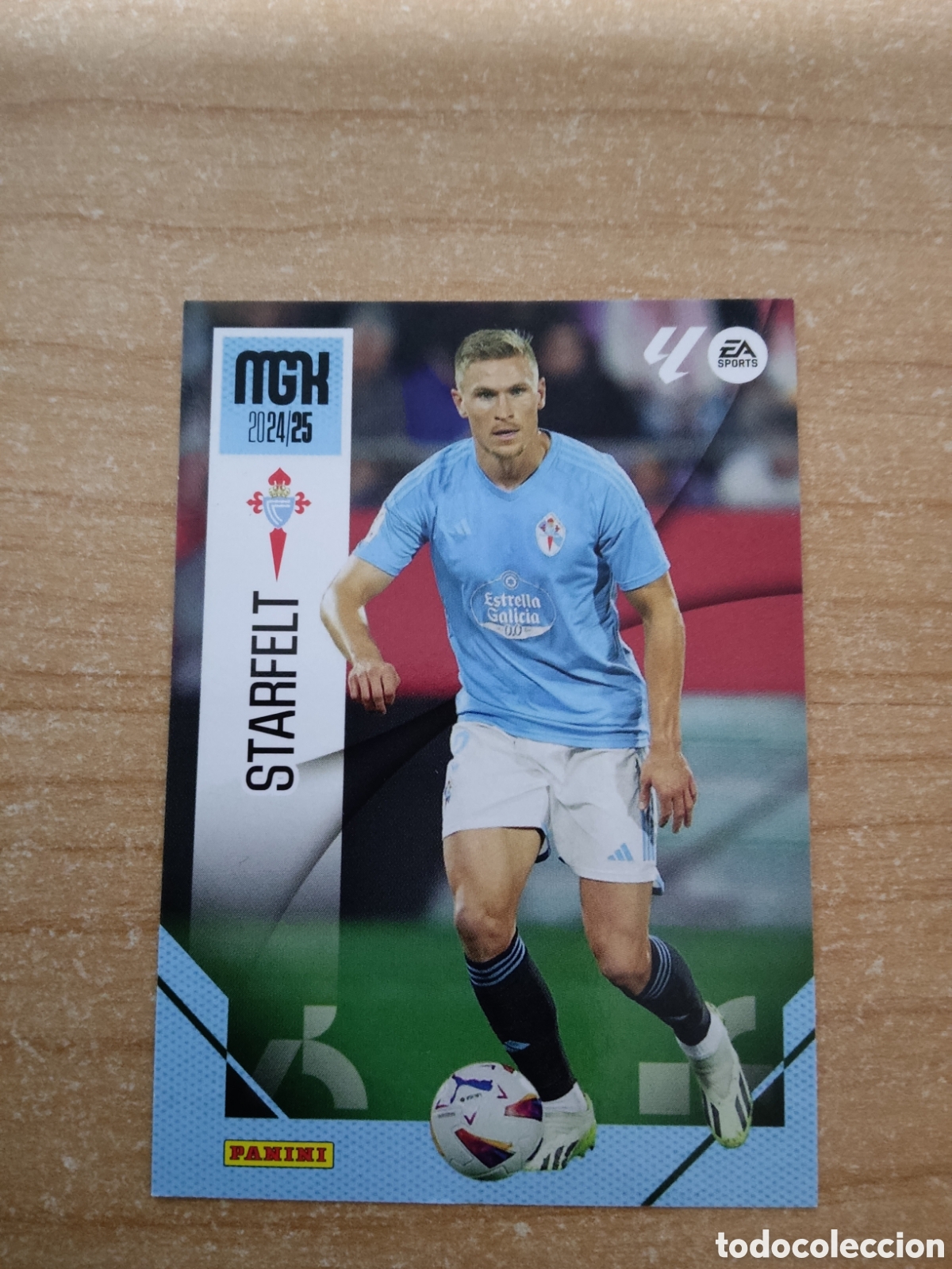 Cromos de f&uacute;tbol: 114 STARFELT CELTA VIGO MEGACRACKS 2024 2025