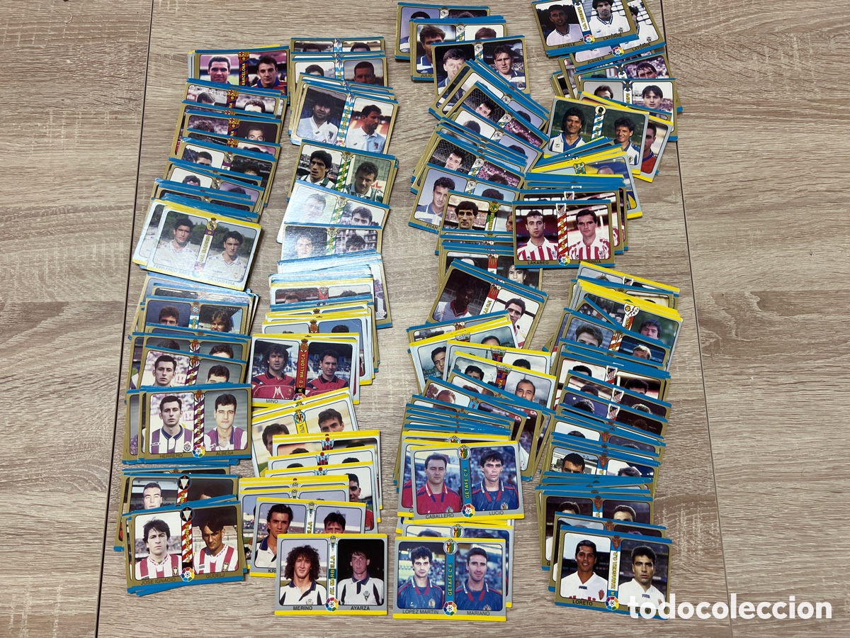 Football Stickers: 1994-95 MUNDICROMO LOTE DE 243 CROMOS