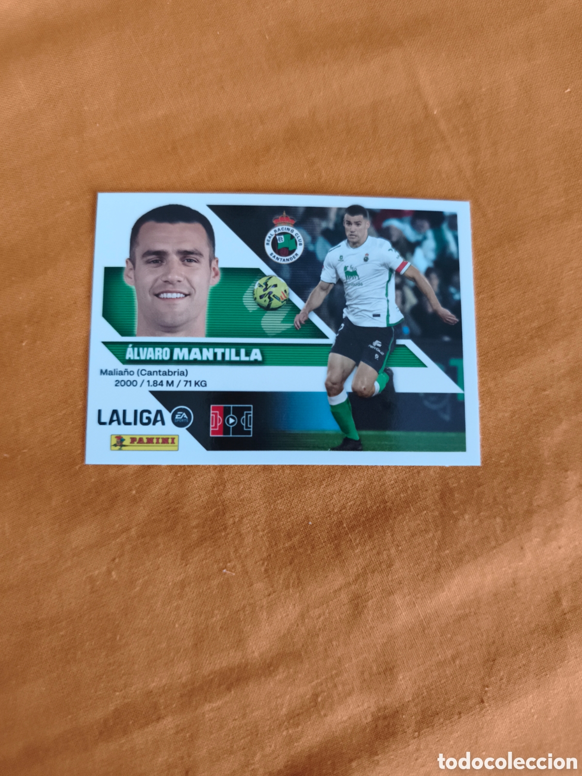 Cromos de f&uacute;tbol: CROMO N&Uacute;MERO 5 MANTILLA RACING SANTANDER. LIGA ESTE 26/27. PANINI.