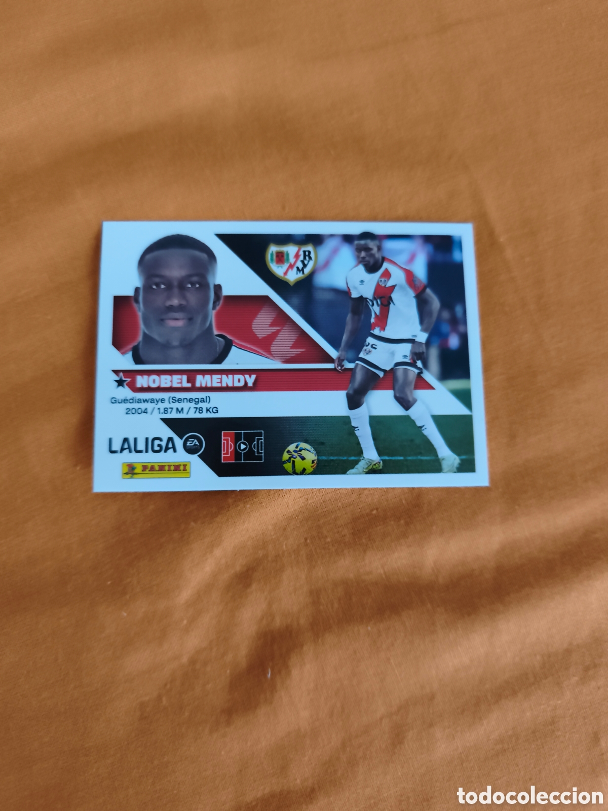 Cromos de f&uacute;tbol: CROMO N&Uacute;MERO 7 NOBEL MENDY RAYO VALLECANO. LIGA ESTE 26/27. PANINI.