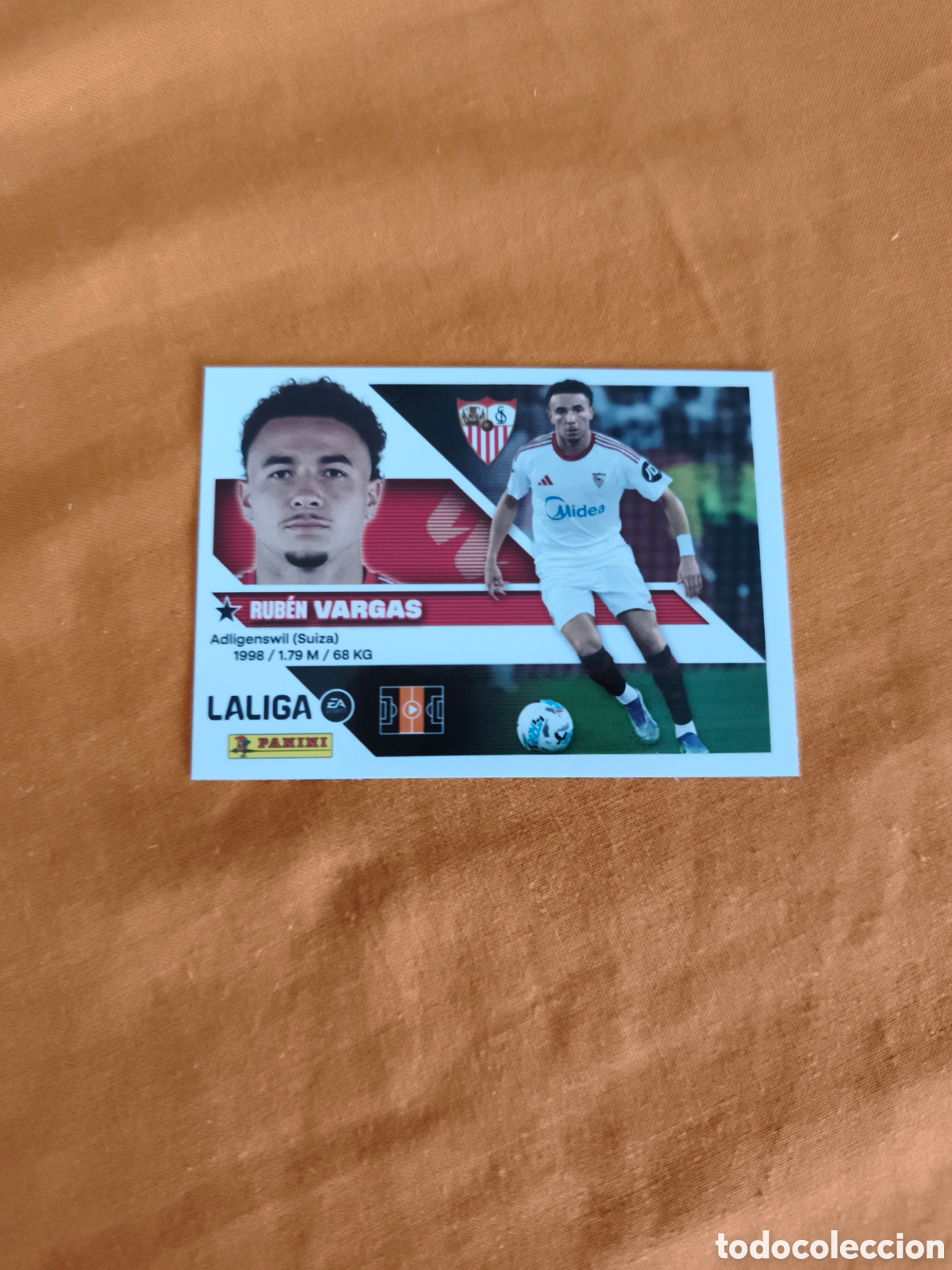 Cromos de f&uacute;tbol: CROMO N&Uacute;MERO 15 VARGAS SEVILLA. LIGA ESTE 26/27. PANINI.