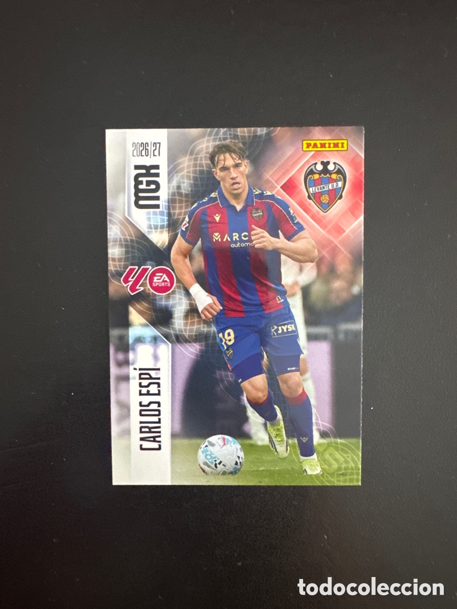 Fu&szlig;ball-Sticker: CARLOS ESPI LEVANTE N&Uacute;MERO 215 MEGACRACKS 2026 2027