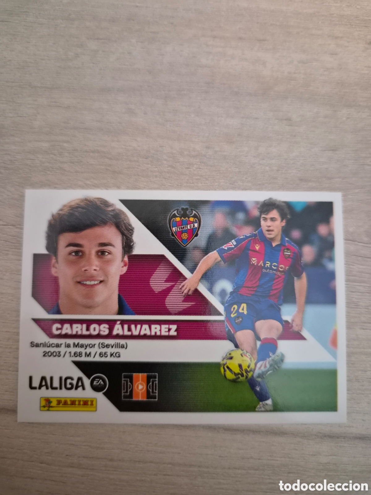Cromos de f&uacute;tbol: N&deg;15 Levante Carlos &Aacute;lvarez Liga Este 26/27