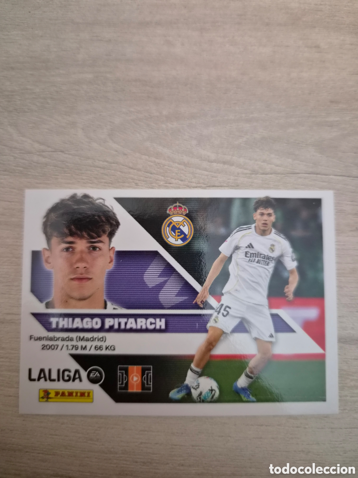 Cartes &agrave; collectionner de Football: N&deg;15B Real Madrid Thiago Pitarch Liga Este 26/27