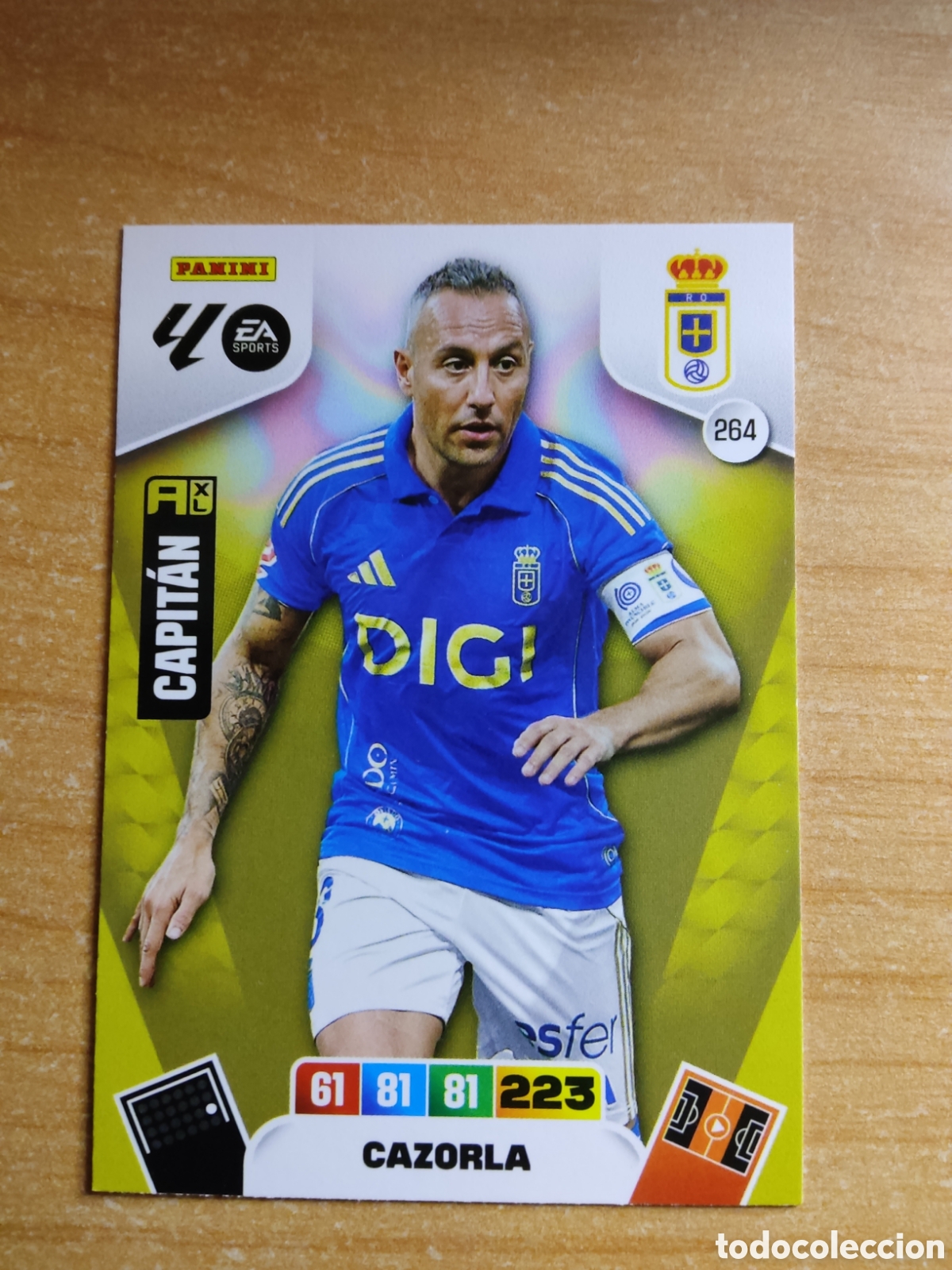Cromos de f&uacute;tbol: 264 CAZORLA REAL OVIEDO ADRENALYN XL LIGA 2025 2026
