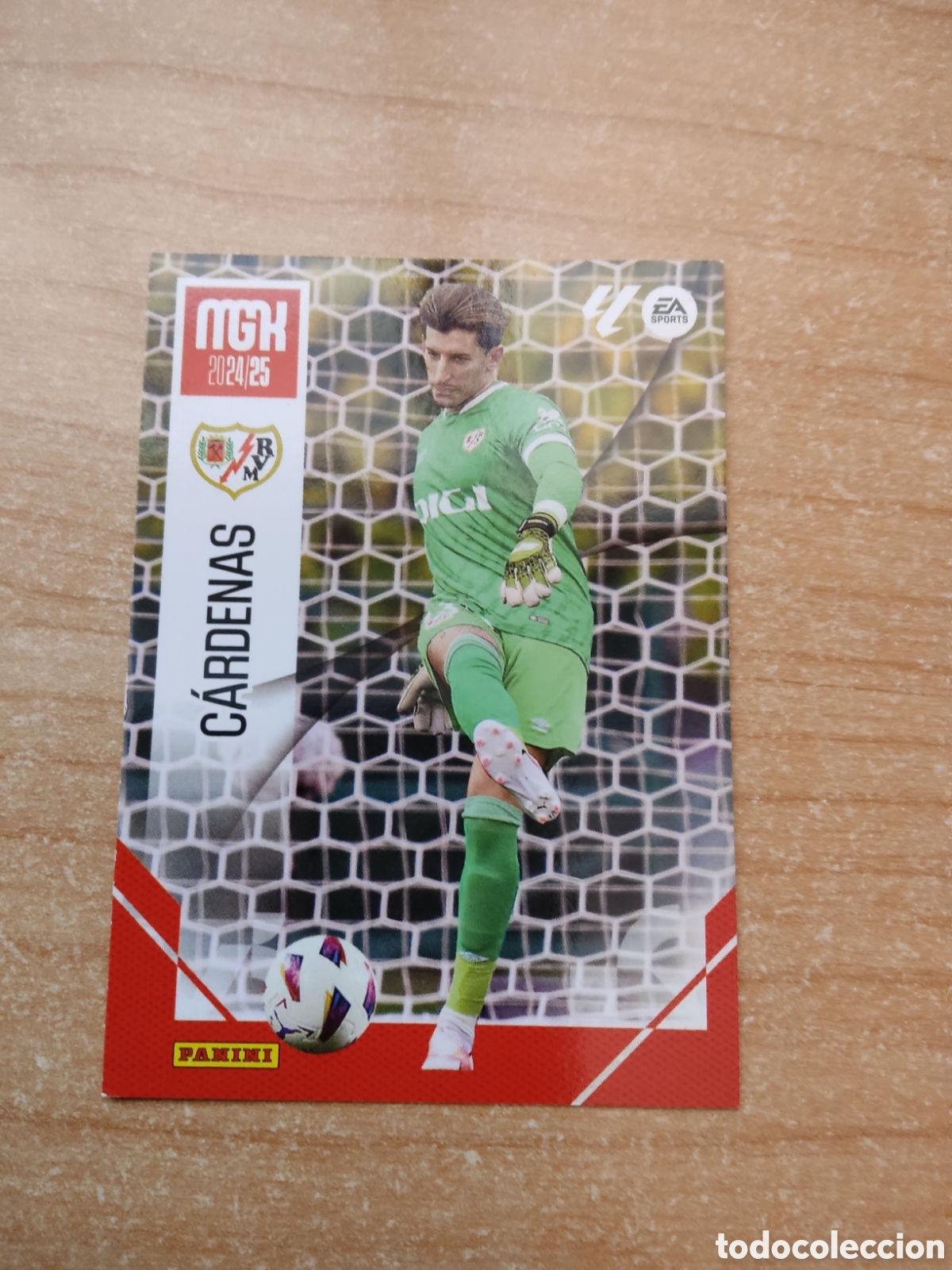 Fu&szlig;ball-Sticker: 273 CARDENAS RAYO VALLECANO MEGACRACKS 2024 2025