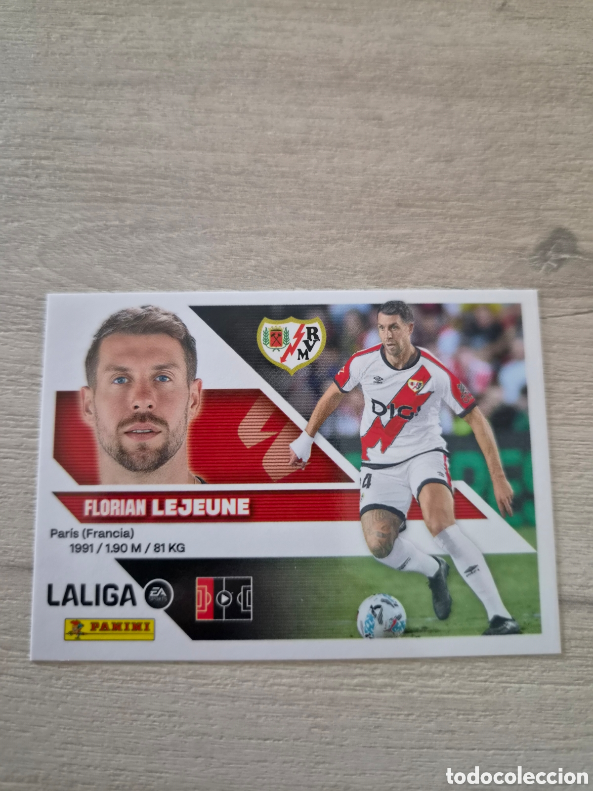 Cromos de f&uacute;tbol: N&deg;8 Rayo Vallecano Lejuene Liga Este 26/27