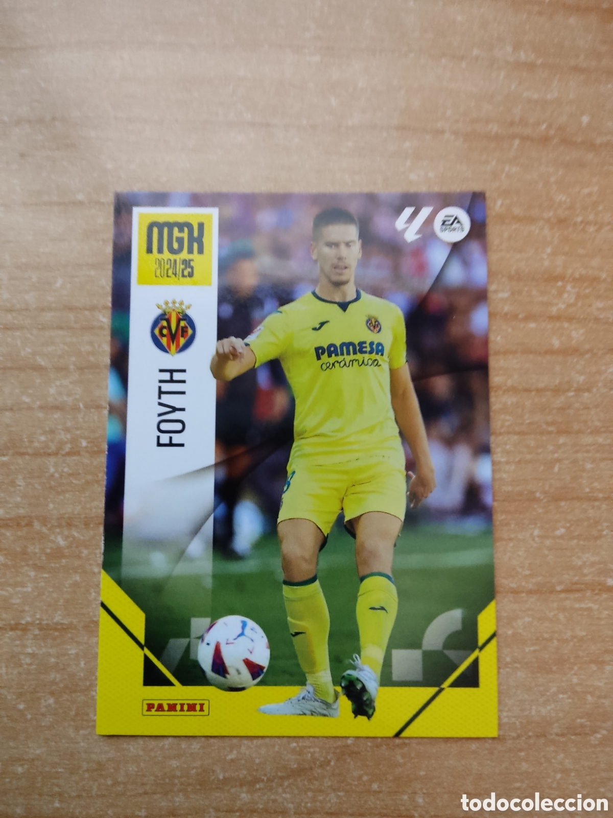 Football Stickers: 364 FOYTH VILLARREAL MEGACRACKS 2024 2025