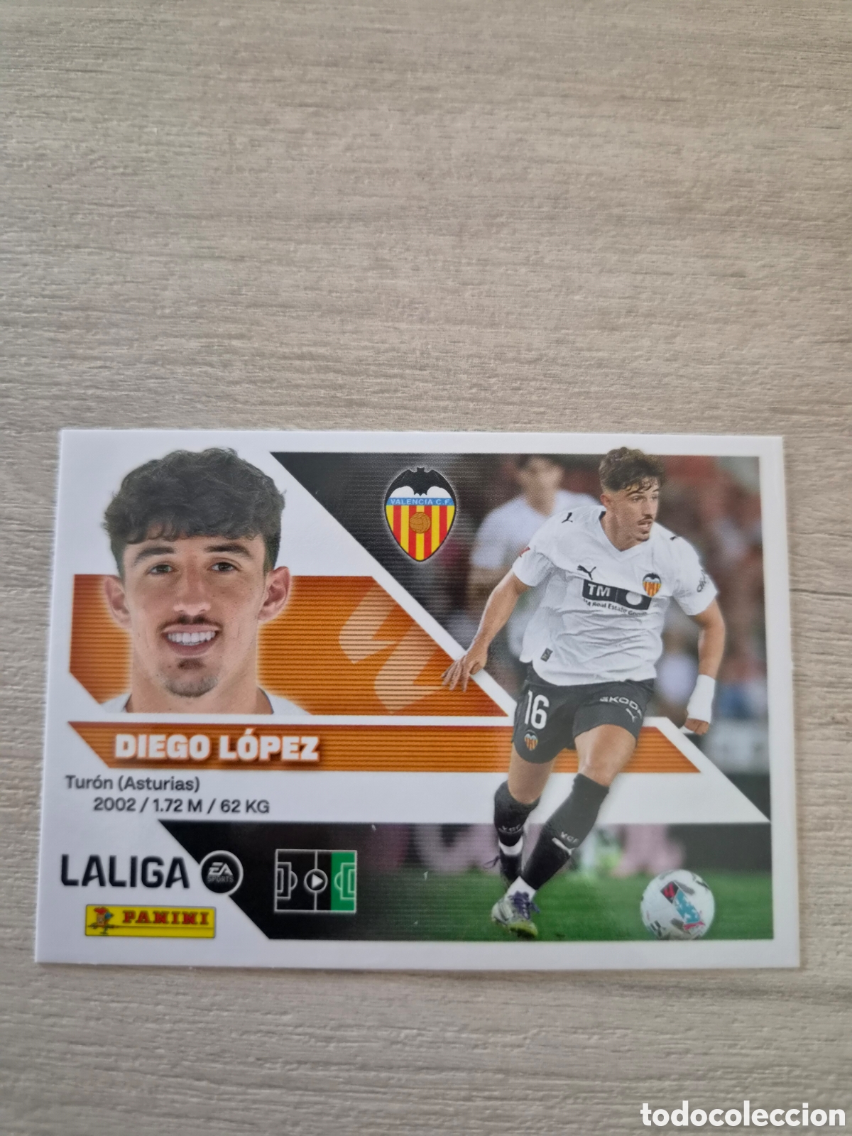 Cartes &agrave; collectionner de Football: N&deg;18 Valencia Diego L&oacute;pez Liga Este 26/27