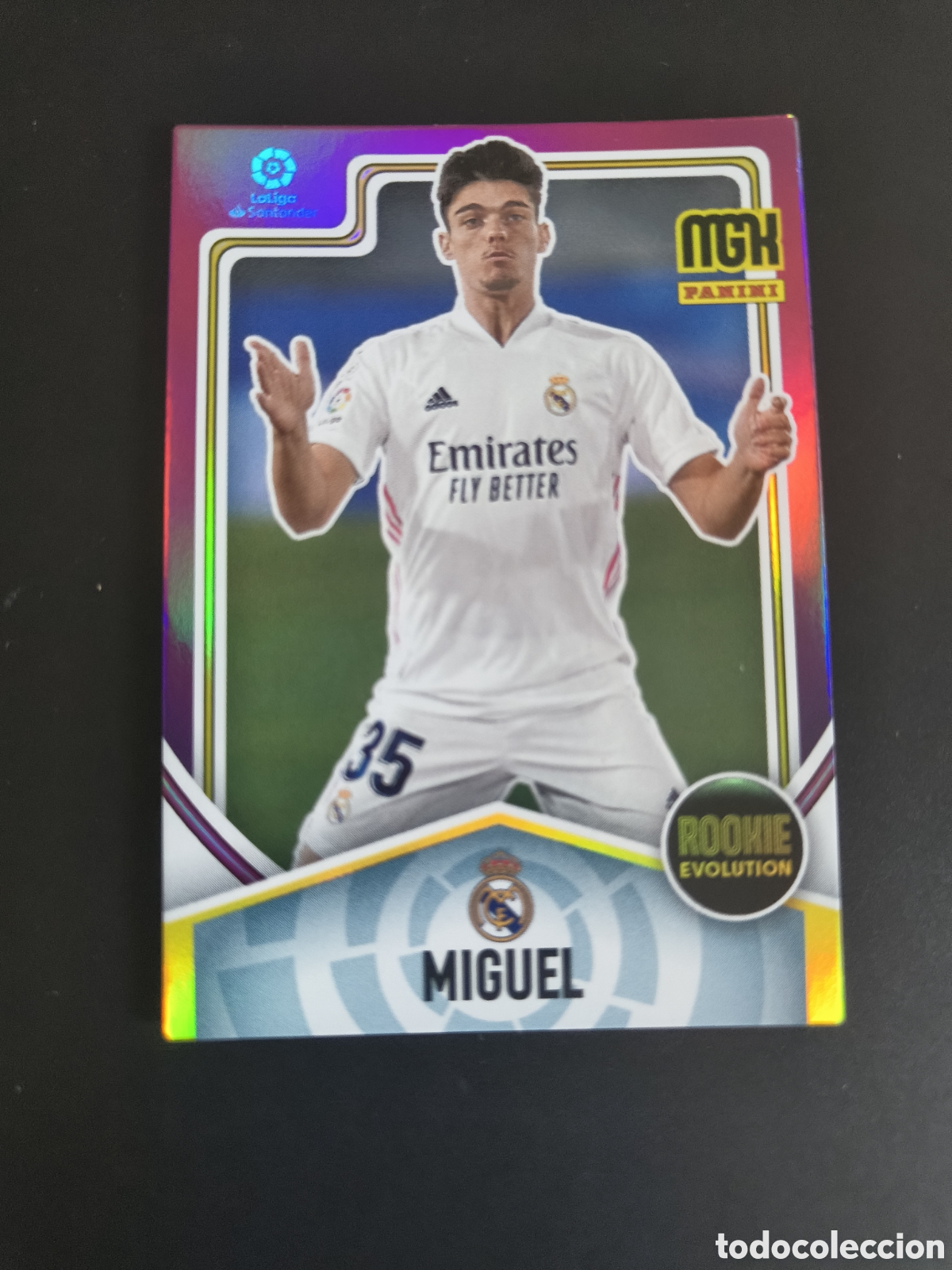 Fu&szlig;ball-Sticker: Megacracks 2021/22 394 Miguel Rookie Evolution
