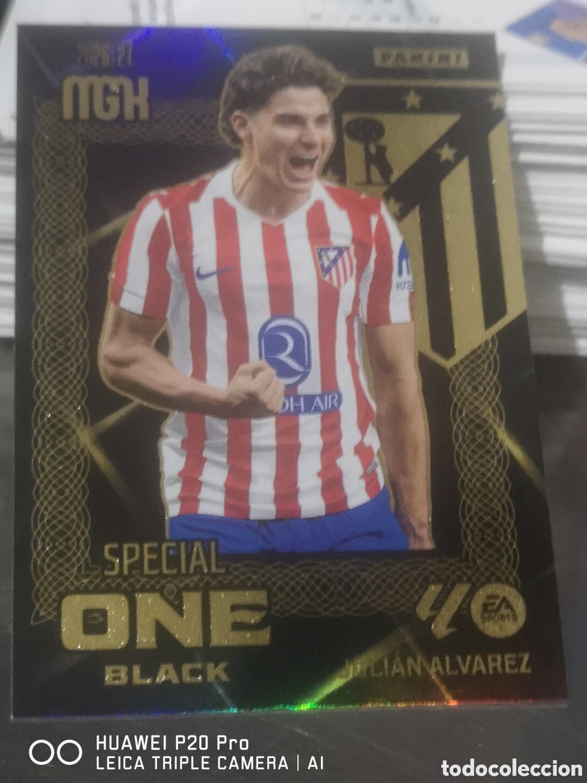 Cromos de f&uacute;tbol: JULIAN ALVAREZ SPECIAL ONE BLACK MEGACRACKS 2026 2027 26 27 ATLETICO DE MADRID