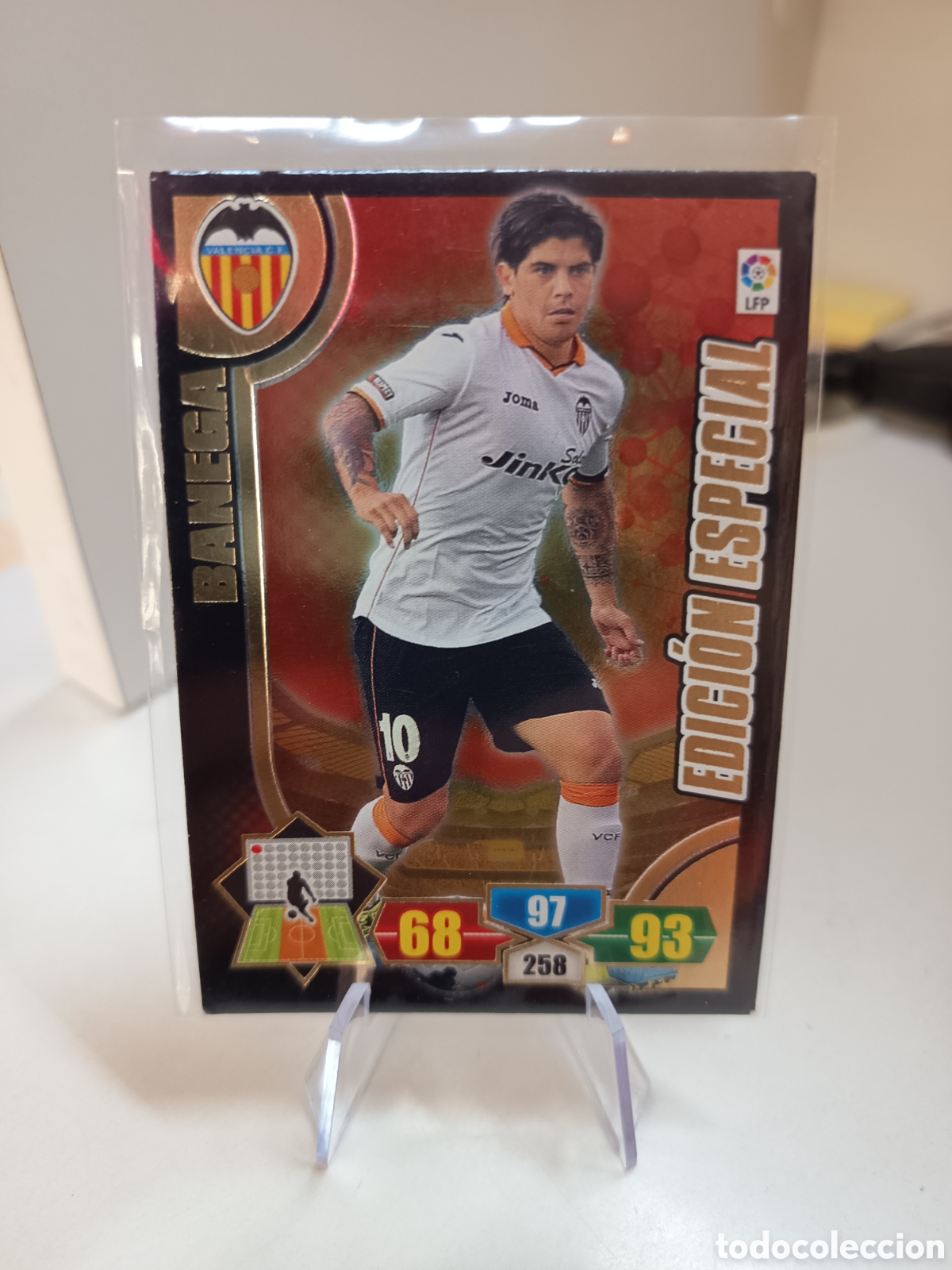 Cromos de f&uacute;tbol: BANEGA EDICION ESPECIAL ADRENALYN XL 2013 2014