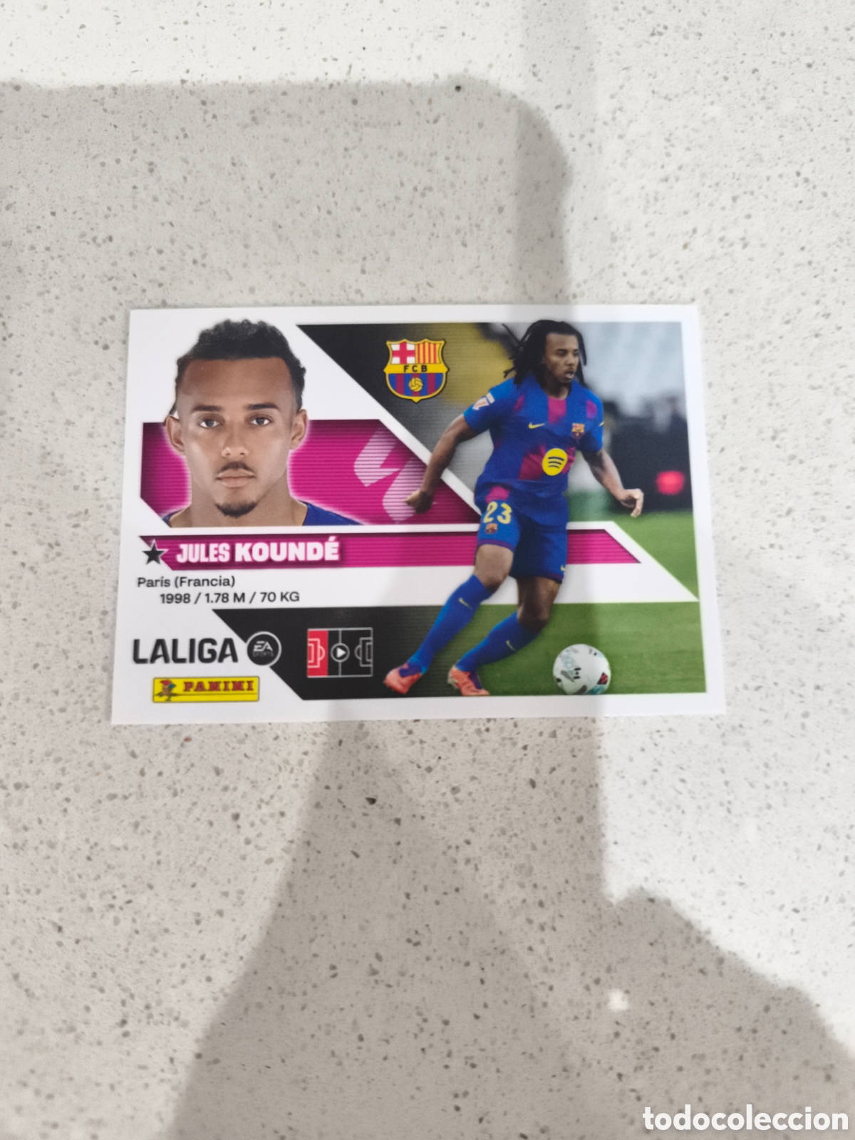Cromos de f&uacute;tbol: CROMO N&Uacute;MERO 5 KUONDE FC BARCELONA. LIGA ESTE 26/27. PANINI.